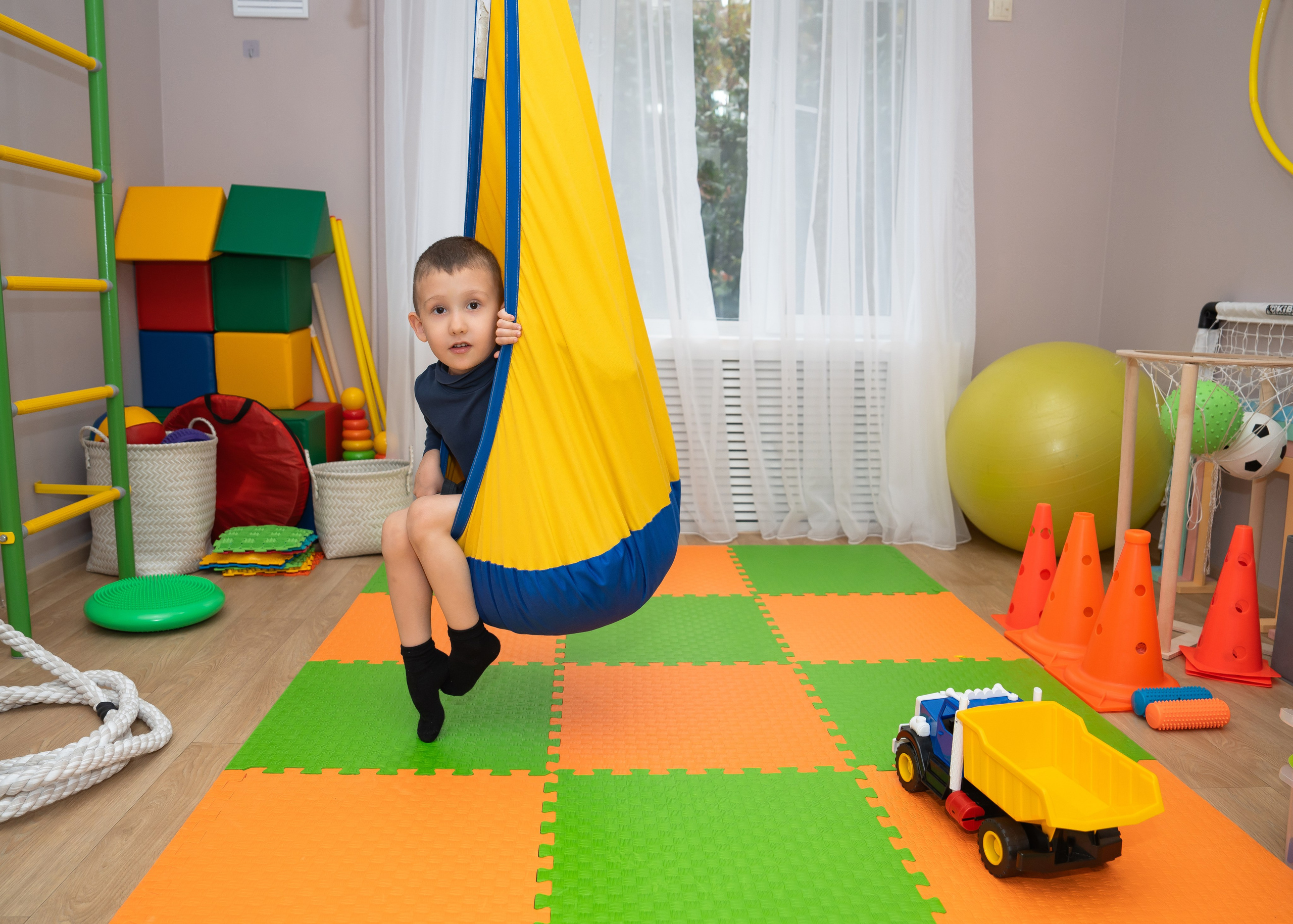 Нейроигры: весело и полезно. Крамер Юлиана детский и семейный фотограф