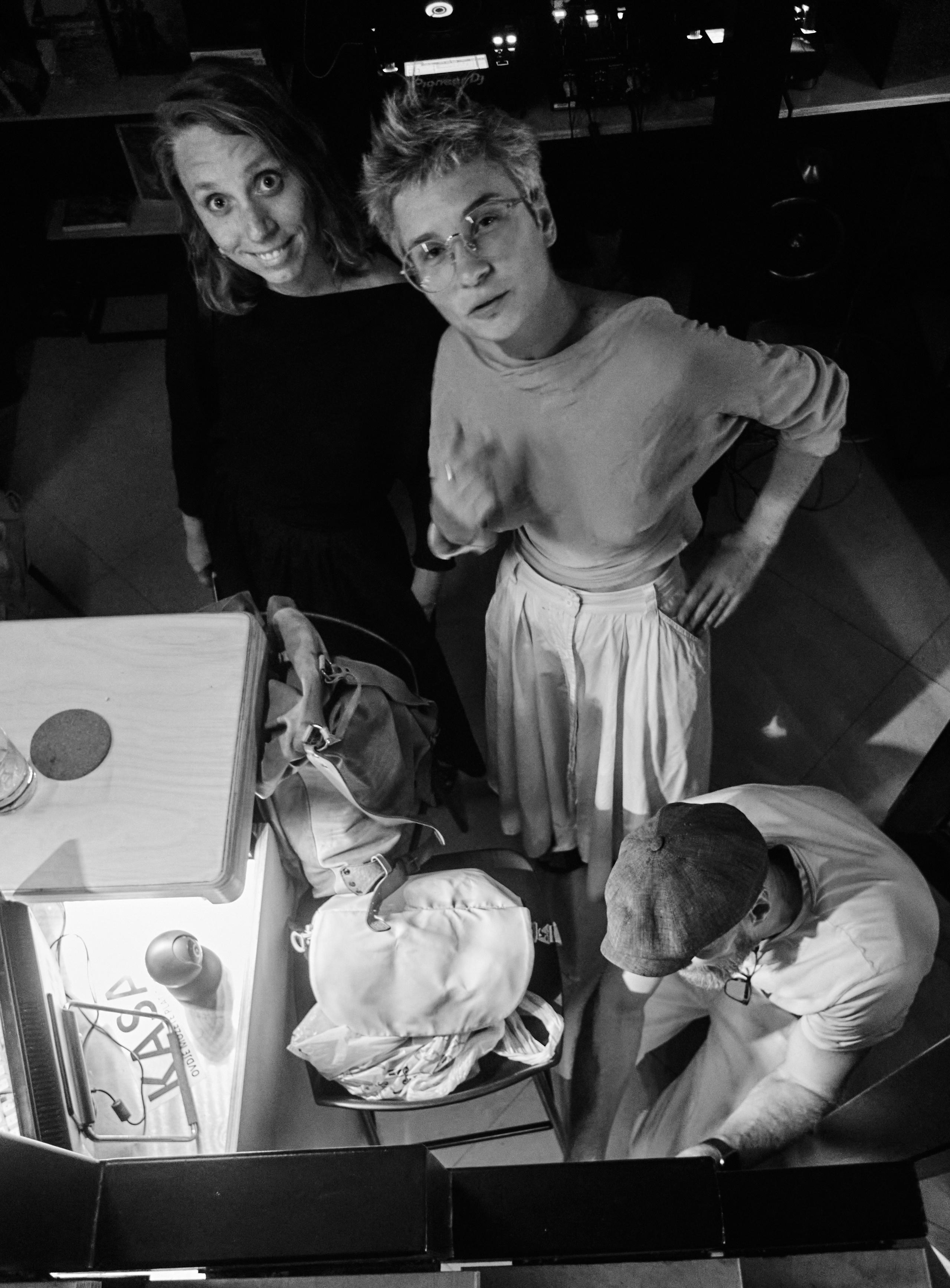 Barbarabar. See the moment and catche. commercial and reportage