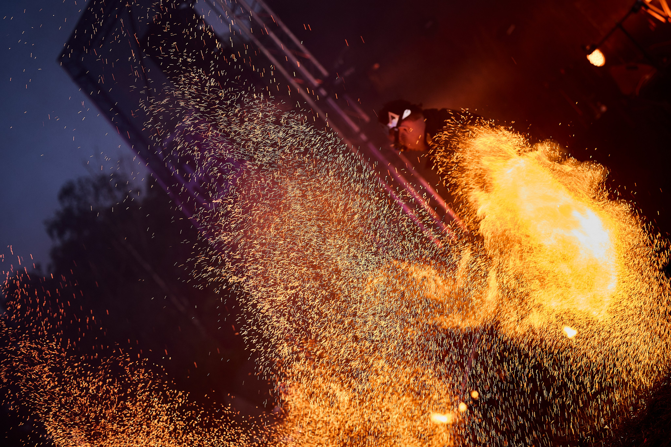 23.05.2026 FIRE SHOW на Rock on The Water. Виктория Ахмылова. Фотограф в Москве