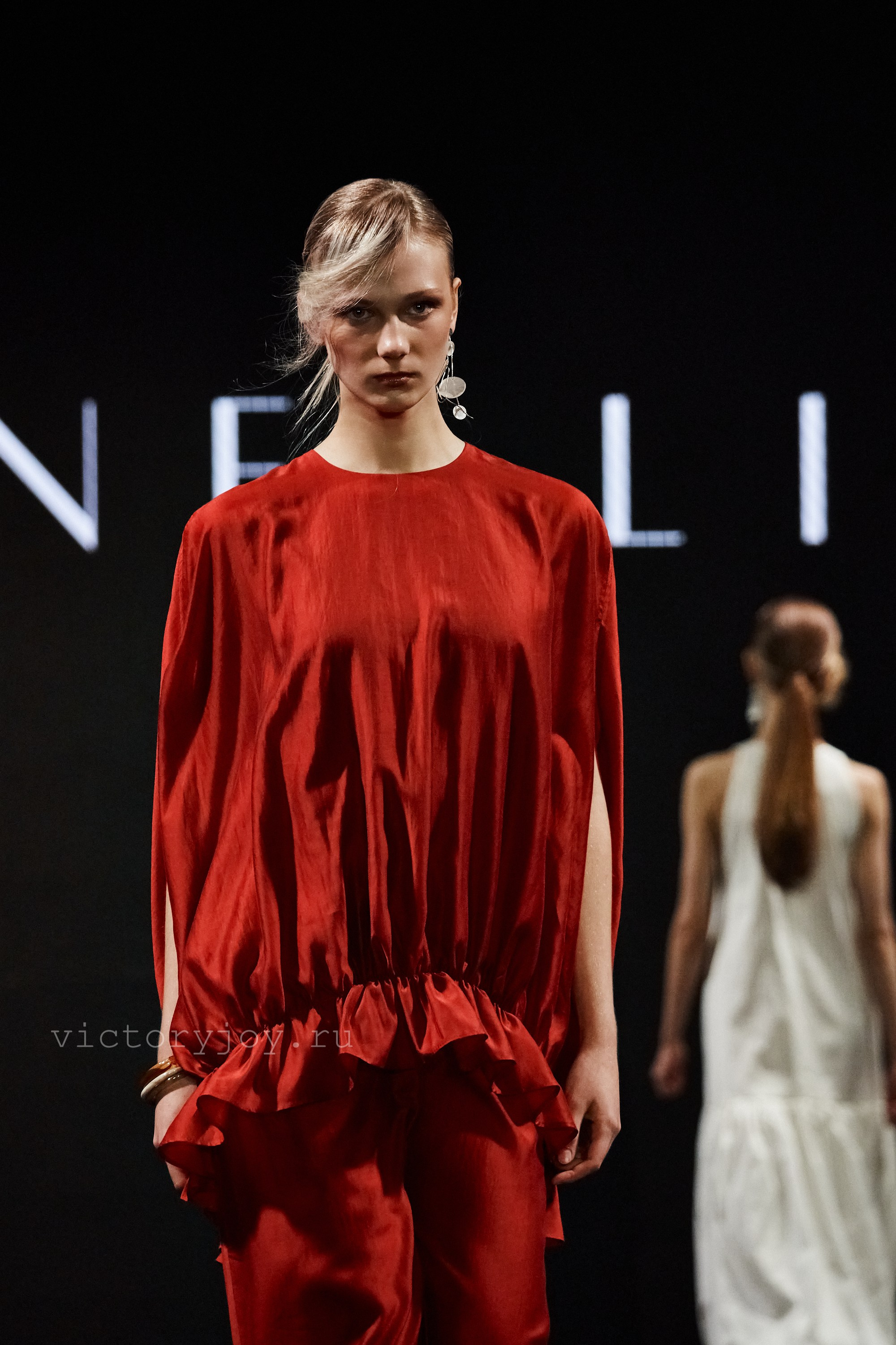 Sochi Fashion Week май 2026. Профессиональный фотограф в Сочи Виктория Джой. Обучение