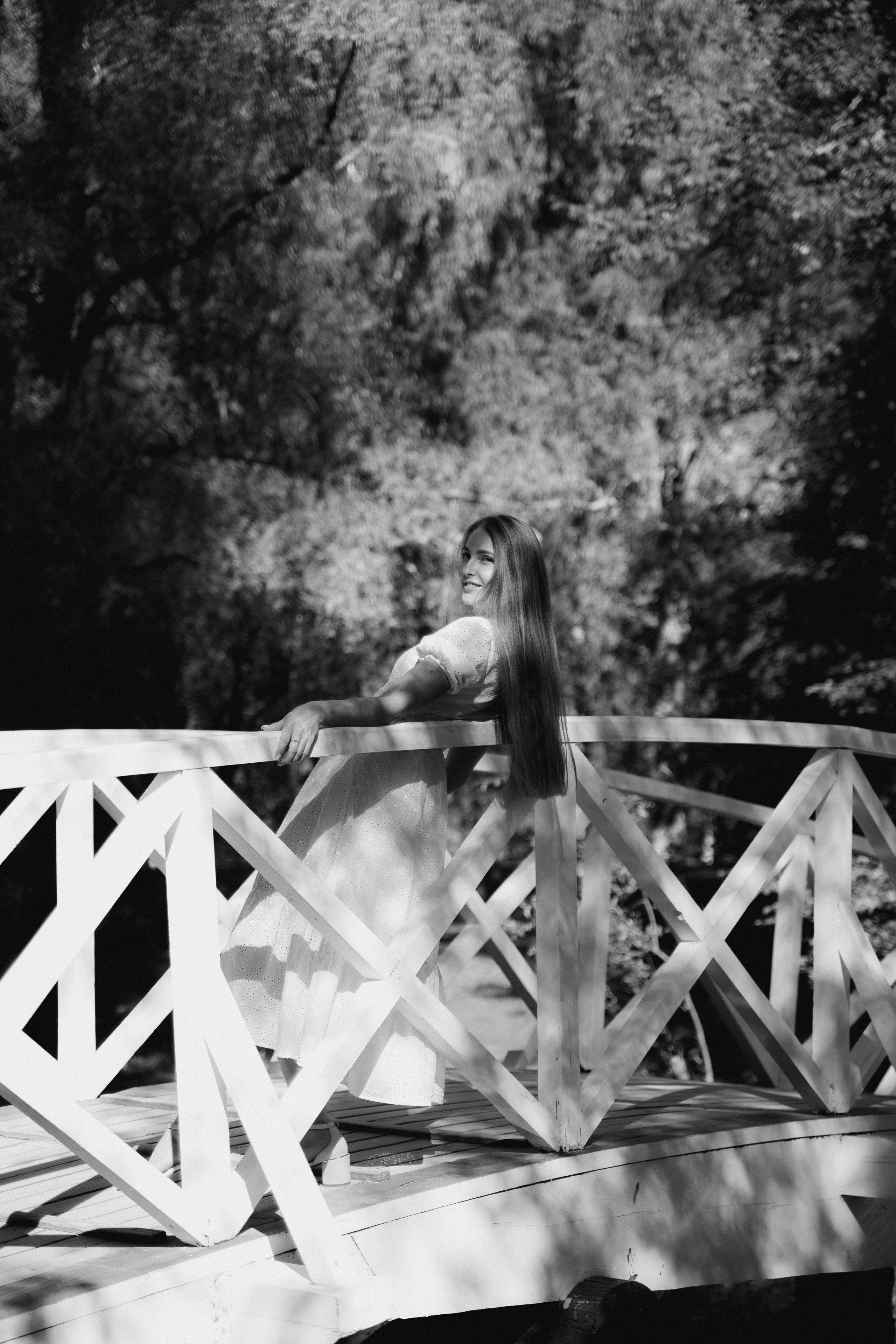 Наталья в Усадьбе Михайловское. Свадебный и семейный фотограф в Пскове и Острове Света Суворова