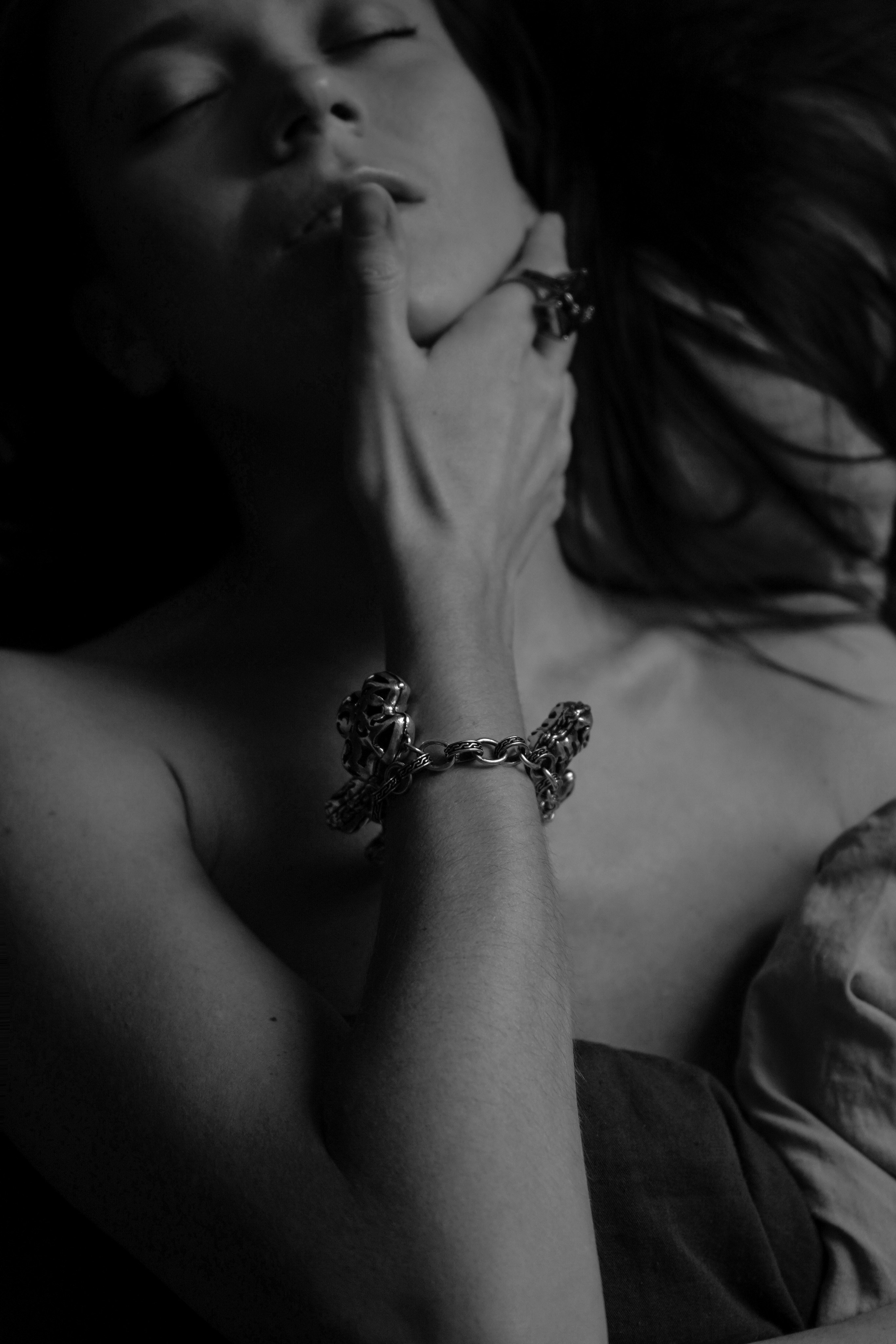 Женский портрет ЧБ. Фотограф в Сочи Марина Барс