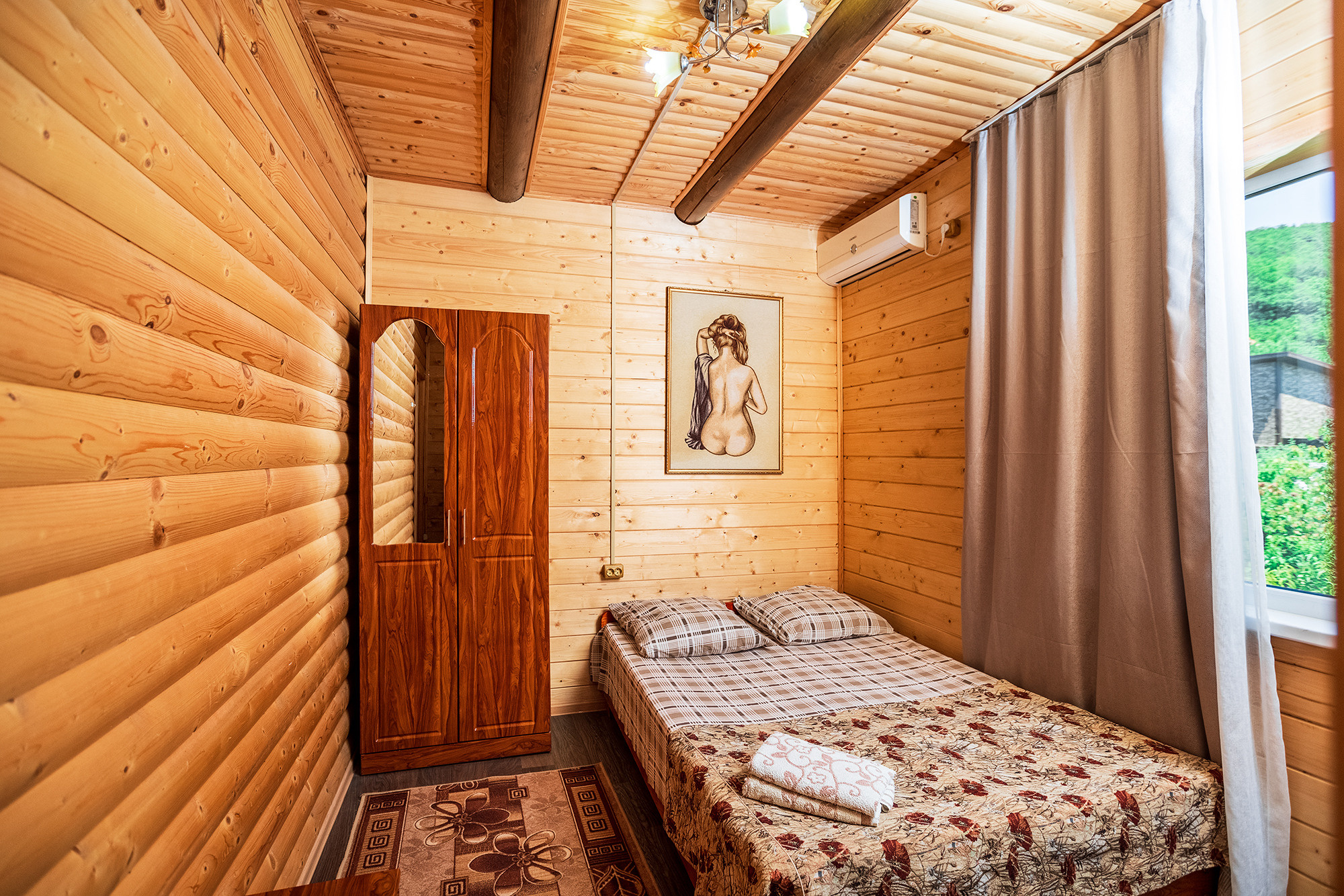 Небольшой отель в с. Береговое. Фотограф Александр Трихонюк. Фото недвижимости в Геленджике