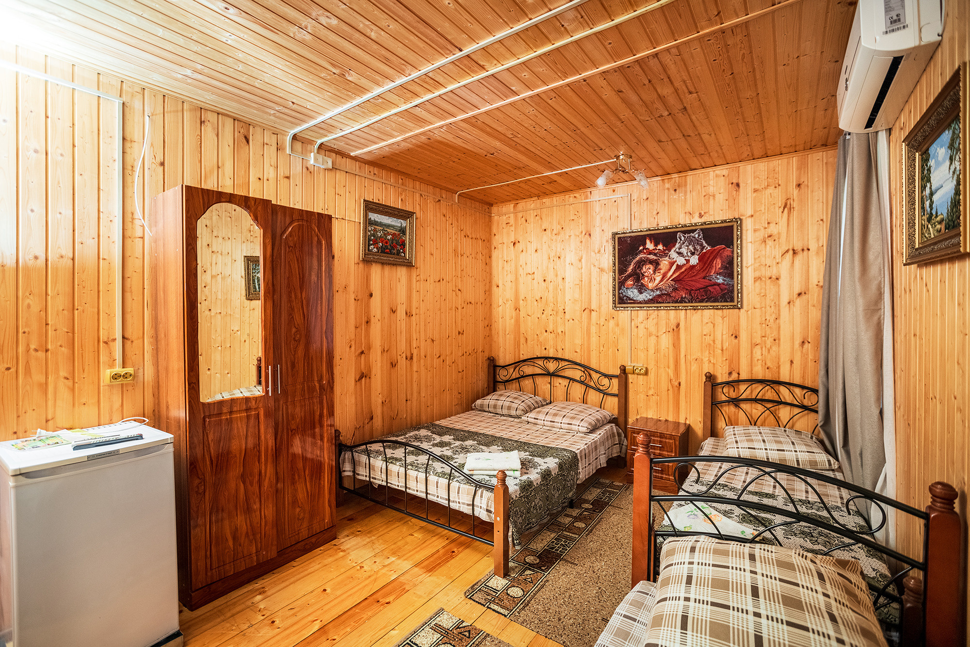 Небольшой отель в с. Береговое. Фотограф Александр Трихонюк. Фото недвижимости в Геленджике