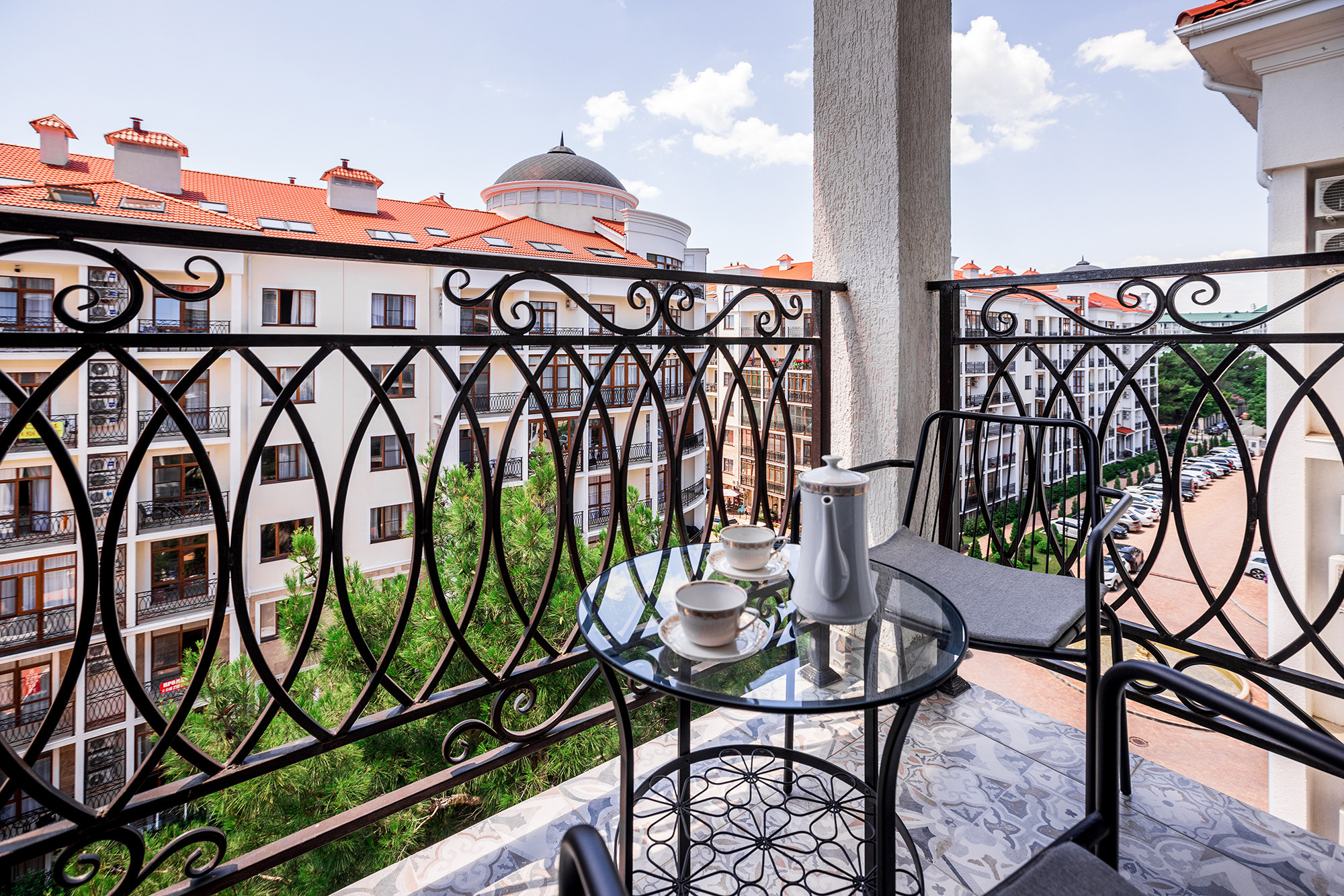 Апартаменты в ЖК «Изумрудный город». Фото для сдачи апартаментов в аренду. Фотограф Александр Трихонюк. Фото недвижимости в Геленджике