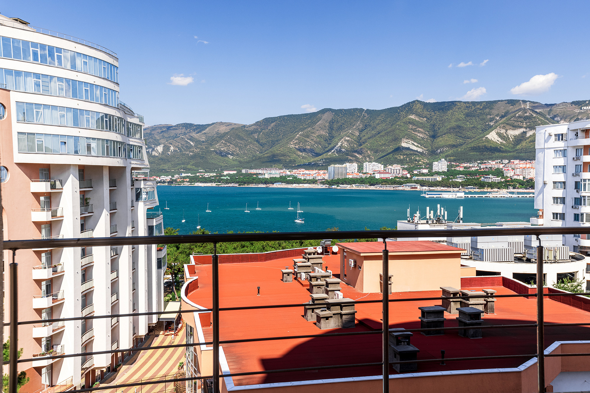 ЖК «АКватория», г. Геленджик. Квартира под чистовую отделку. Фотограф Александр Трихонюк. Фото недвижимости в Геленджике