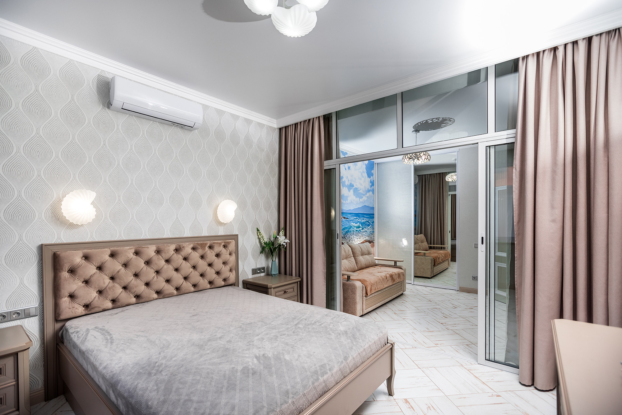 Апартаменты в ЖК «Изумрудный город». Фото для сдачи апартаментов в аренду. Фотограф Александр Трихонюк. Фото недвижимости в Геленджике