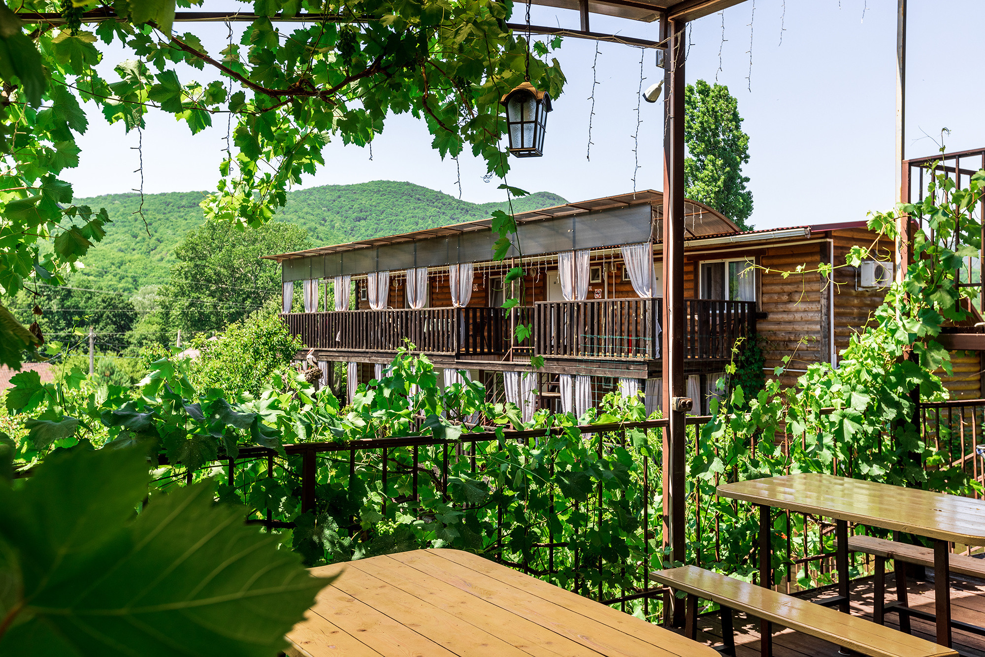 Небольшой отель в с. Береговое. Фотограф Александр Трихонюк. Фото недвижимости в Геленджике