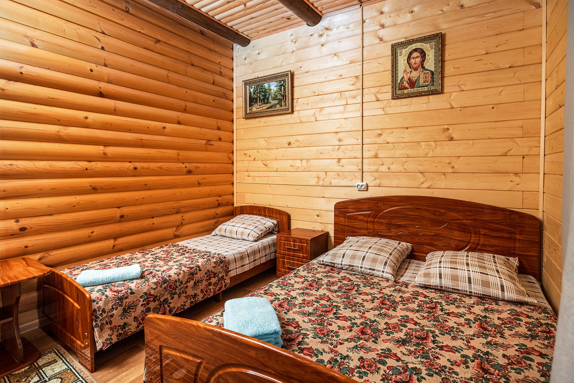 Небольшой отель в с. Береговое. Фотограф Александр Трихонюк. Фото недвижимости в Геленджике