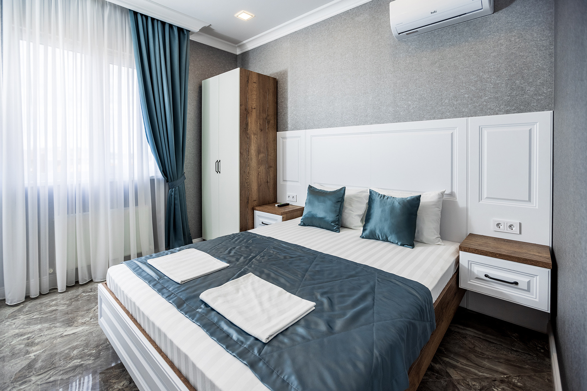 Апартаменты в ЖК «Изумрудный город». Фотограф Александр Трихонюк. Фото недвижимости в Геленджике