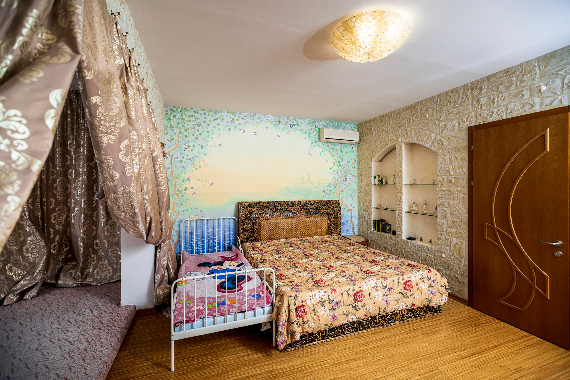 Дом в микрорайоне Магнолия, курорт Геленджик. Фотограф Александр Трихонюк. Фото недвижимости в Геленджике