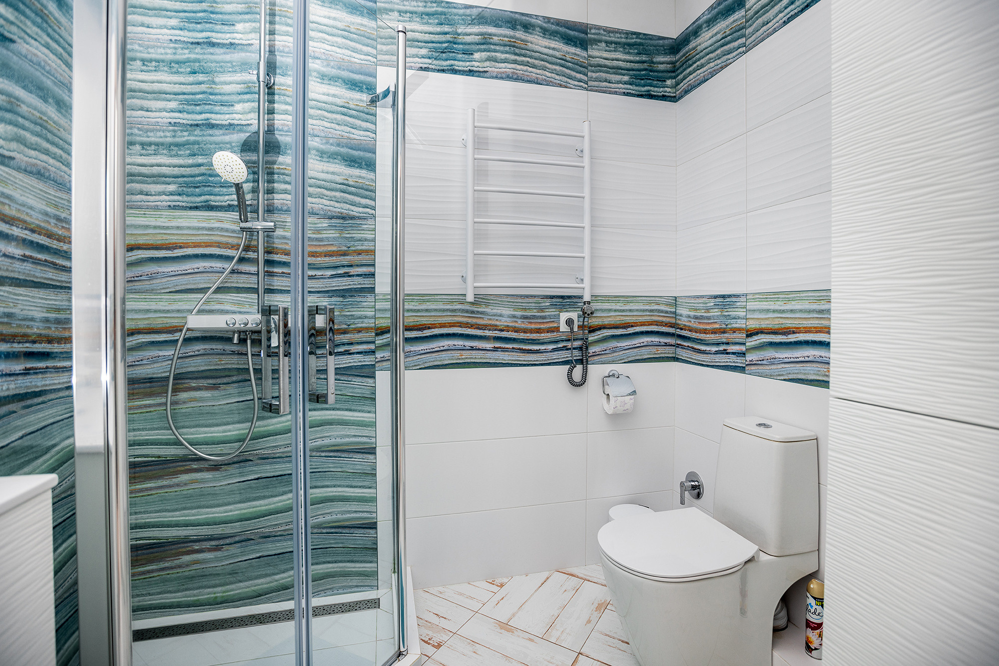 Апартаменты в ЖК «Изумрудный город». Фото для сдачи апартаментов в аренду. Фотограф Александр Трихонюк. Фото недвижимости в Геленджике