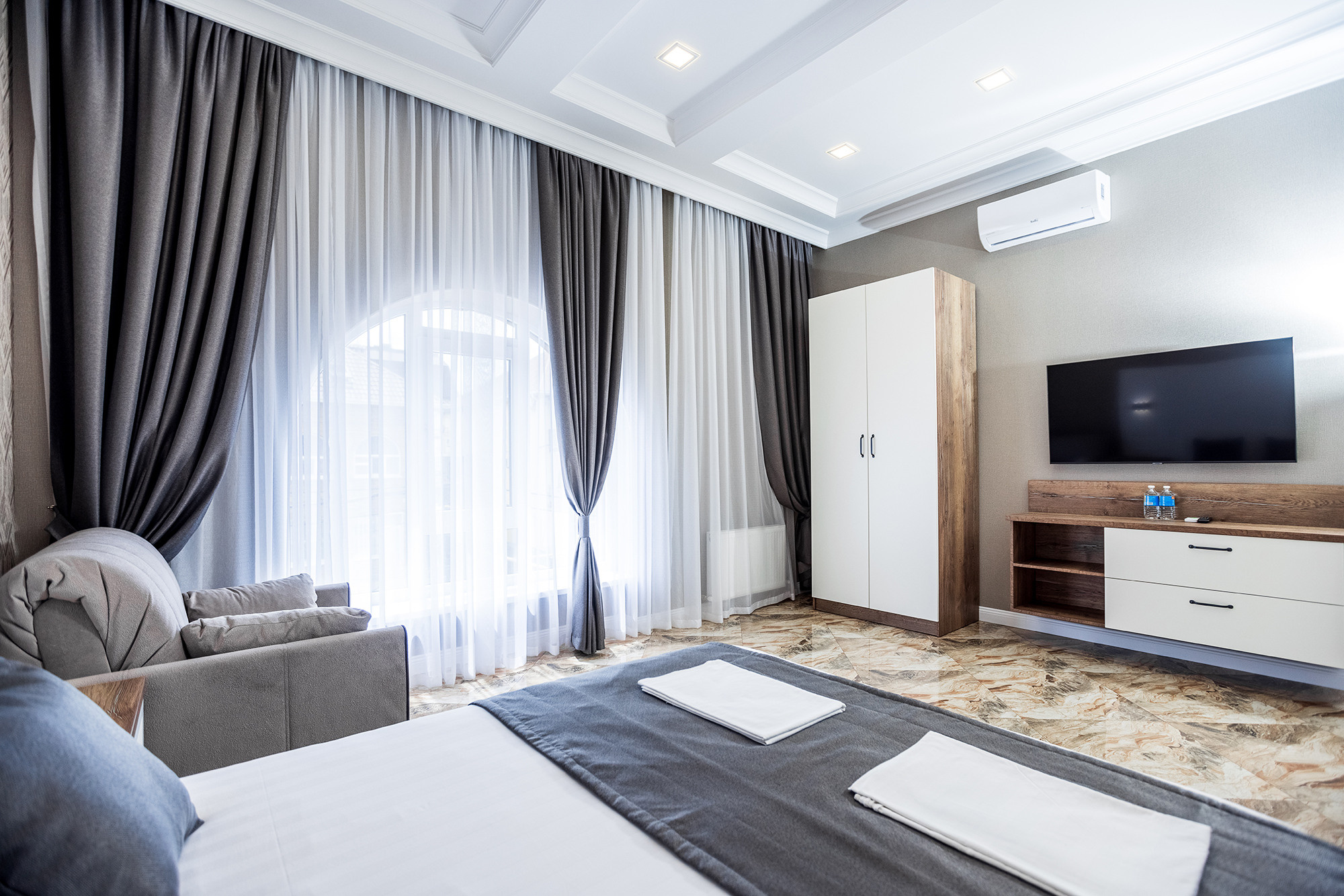 Еще одни апартаменты в ЖК «Изумрудный город». Фотограф Александр Трихонюк. Фото недвижимости в Геленджике