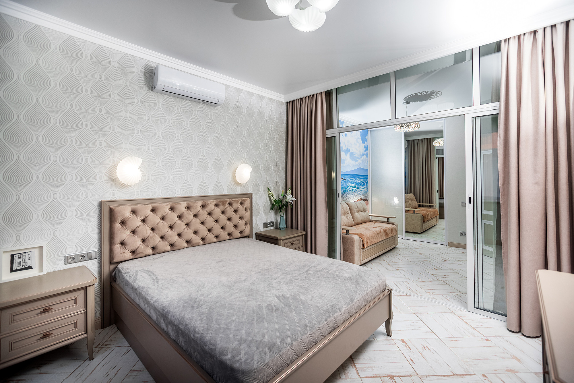 Апартаменты в ЖК «Изумрудный город». Фото для сдачи апартаментов в аренду. Фотограф Александр Трихонюк. Фото недвижимости в Геленджике