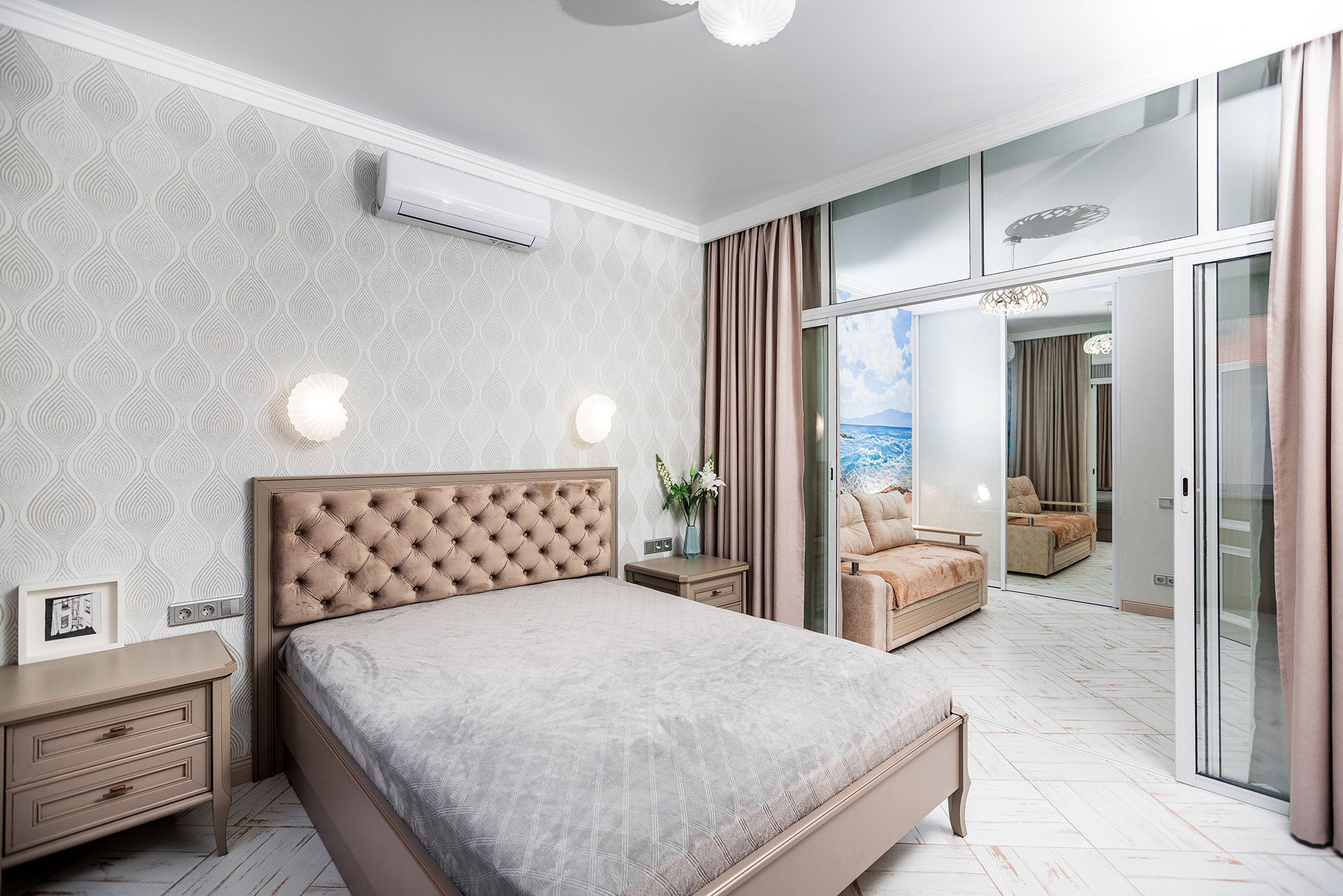 Апартаменты в ЖК «Изумрудный город». Фото для сдачи апартаментов в аренду. Фотограф Александр Трихонюк. Фото недвижимости в Геленджике