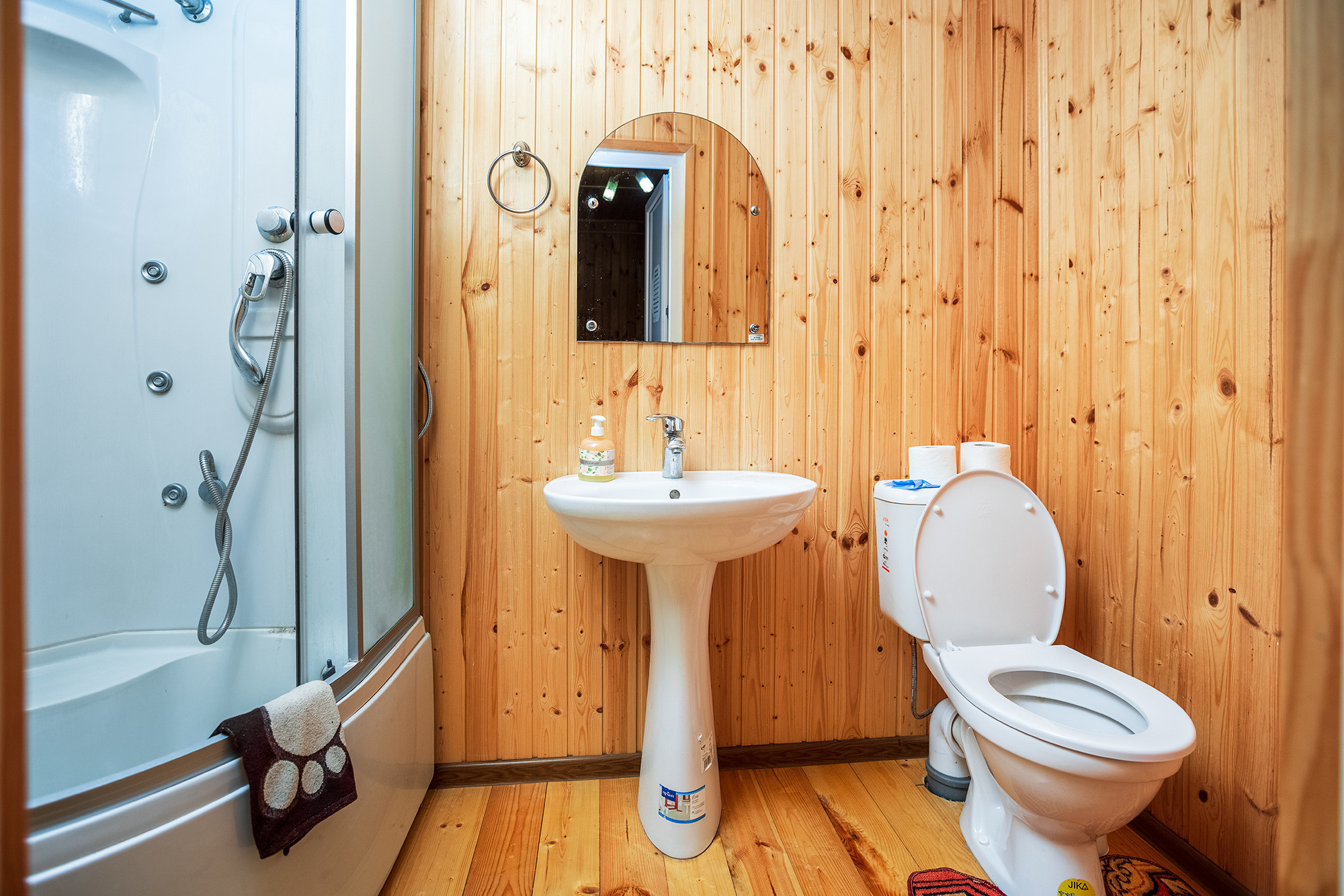 Небольшой отель в с. Береговое. Фотограф Александр Трихонюк. Фото недвижимости в Геленджике