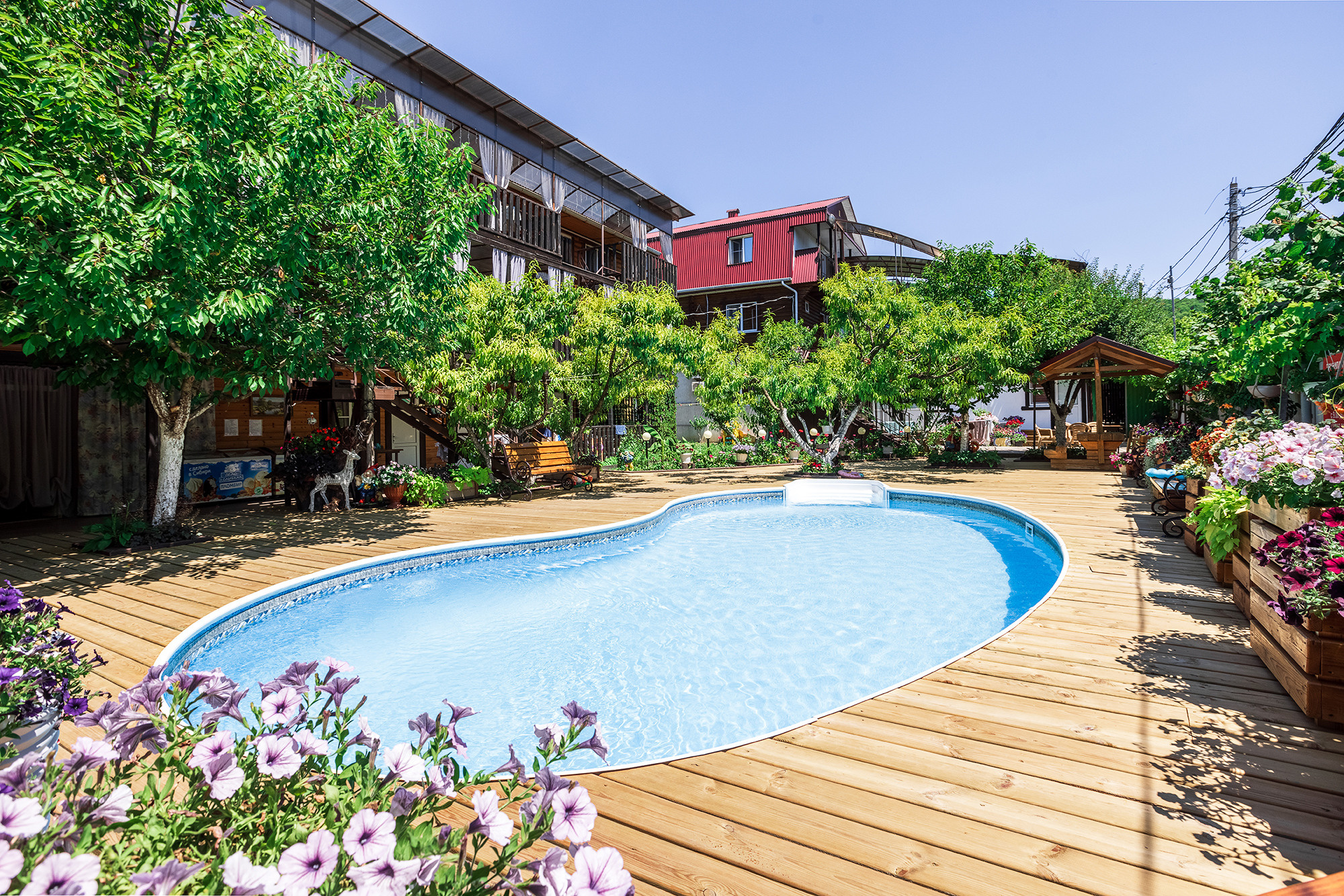 Небольшой отель в с. Береговое. Фотограф Александр Трихонюк. Фото недвижимости в Геленджике