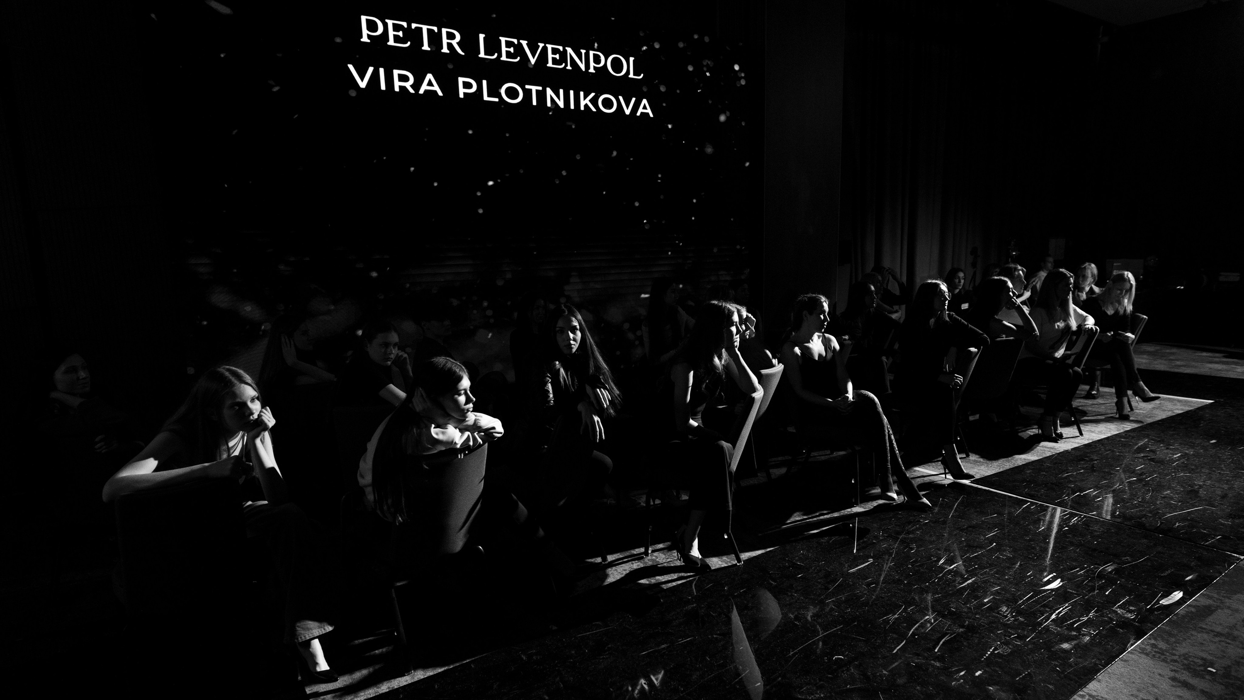 Petr Levenpol_Backstage_Rostov Fashion Show 2025. Фотограф в Ростов-на-Дону Виктория Савчук