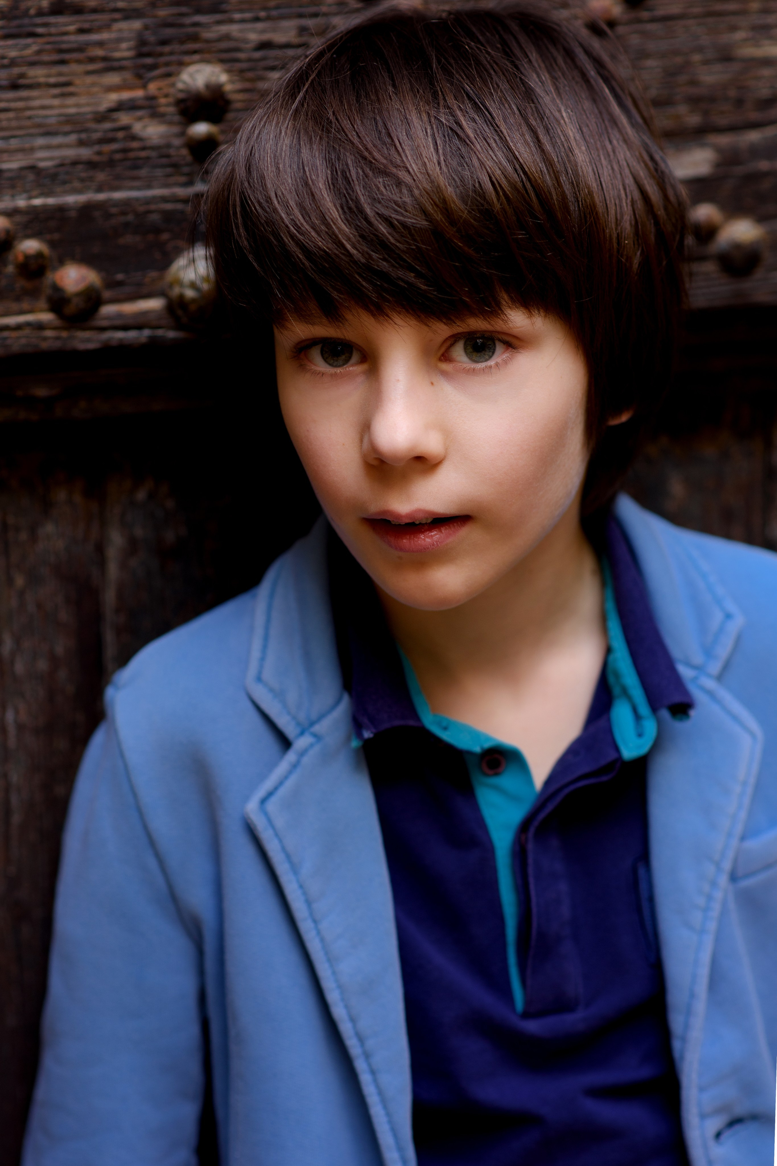 Фотосессия мальчика в старом городе. Главная