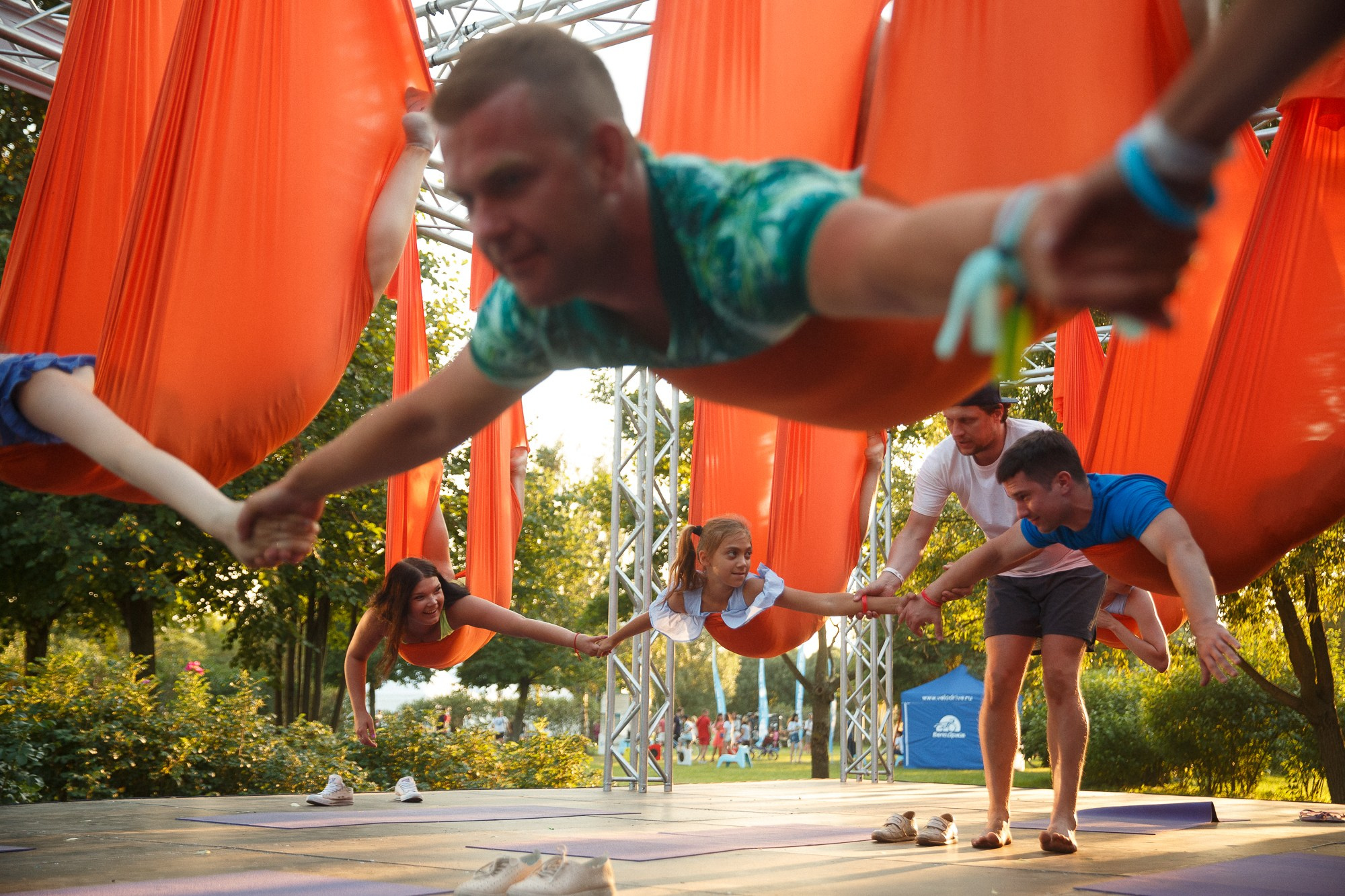 ФЕСТИВАЛЬ ВКОНТАКТЕ. Рабочая сторона — бизнес портрет и репортаж в Санкт-Петербурге