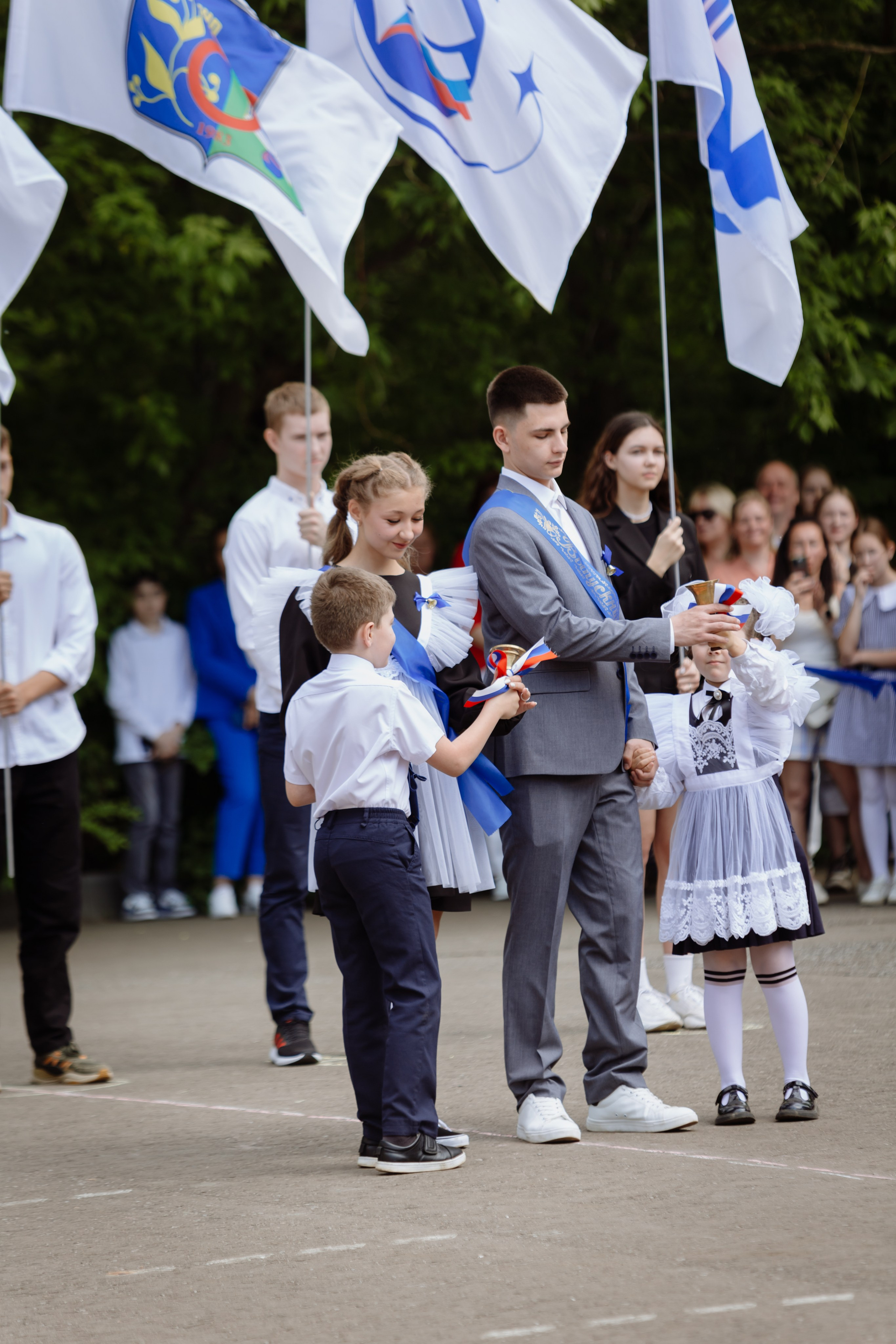 Последний звонок 2024 (3 часа фотосъемки). Профессиональный фотограф Надежда Антонова