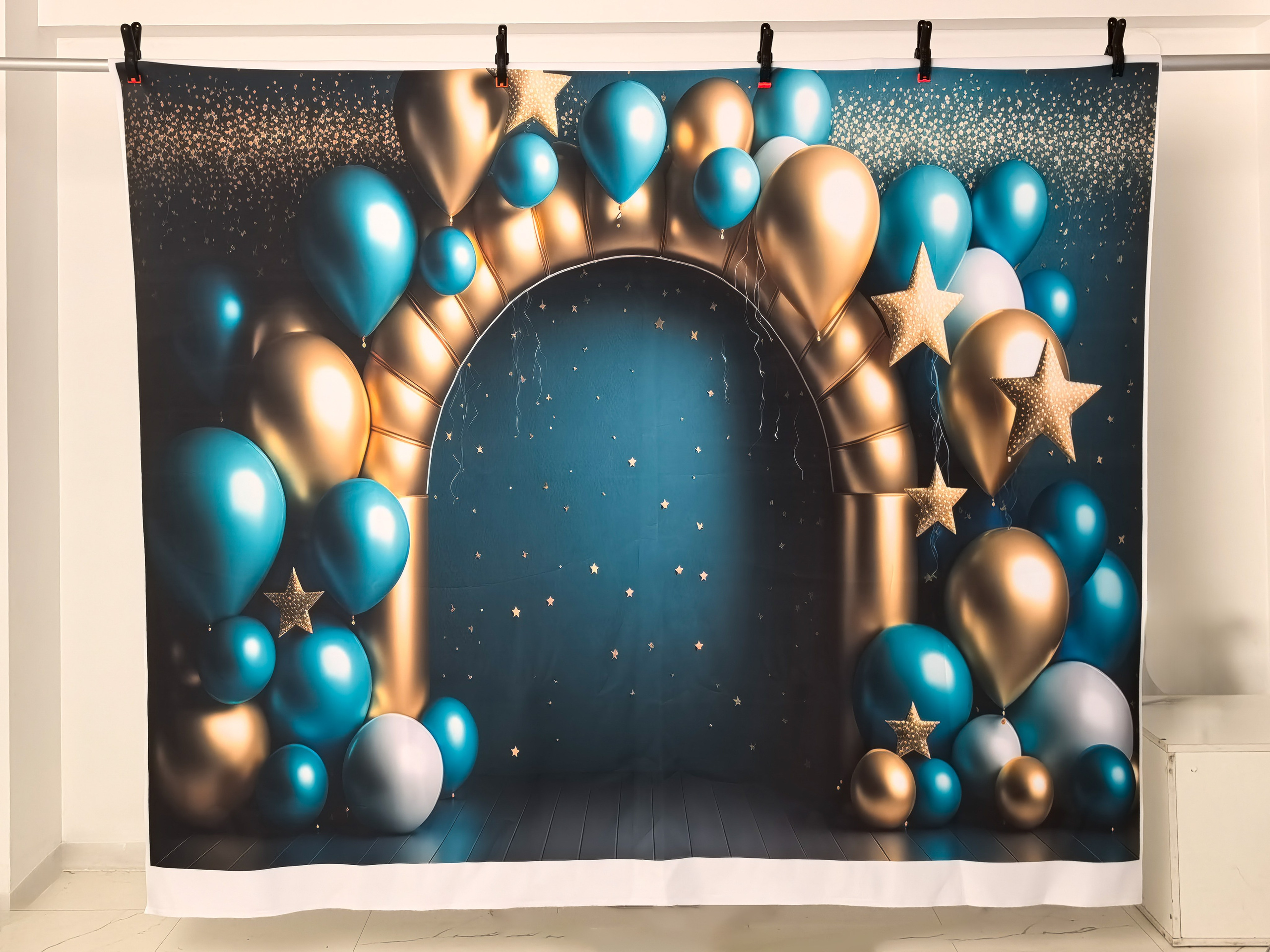 ИНТЕРЬЕРНЫЙ ФОТОФОН. Выпускные альбомы в Донецке и ДНР. Фотограф Донецк и ДНР