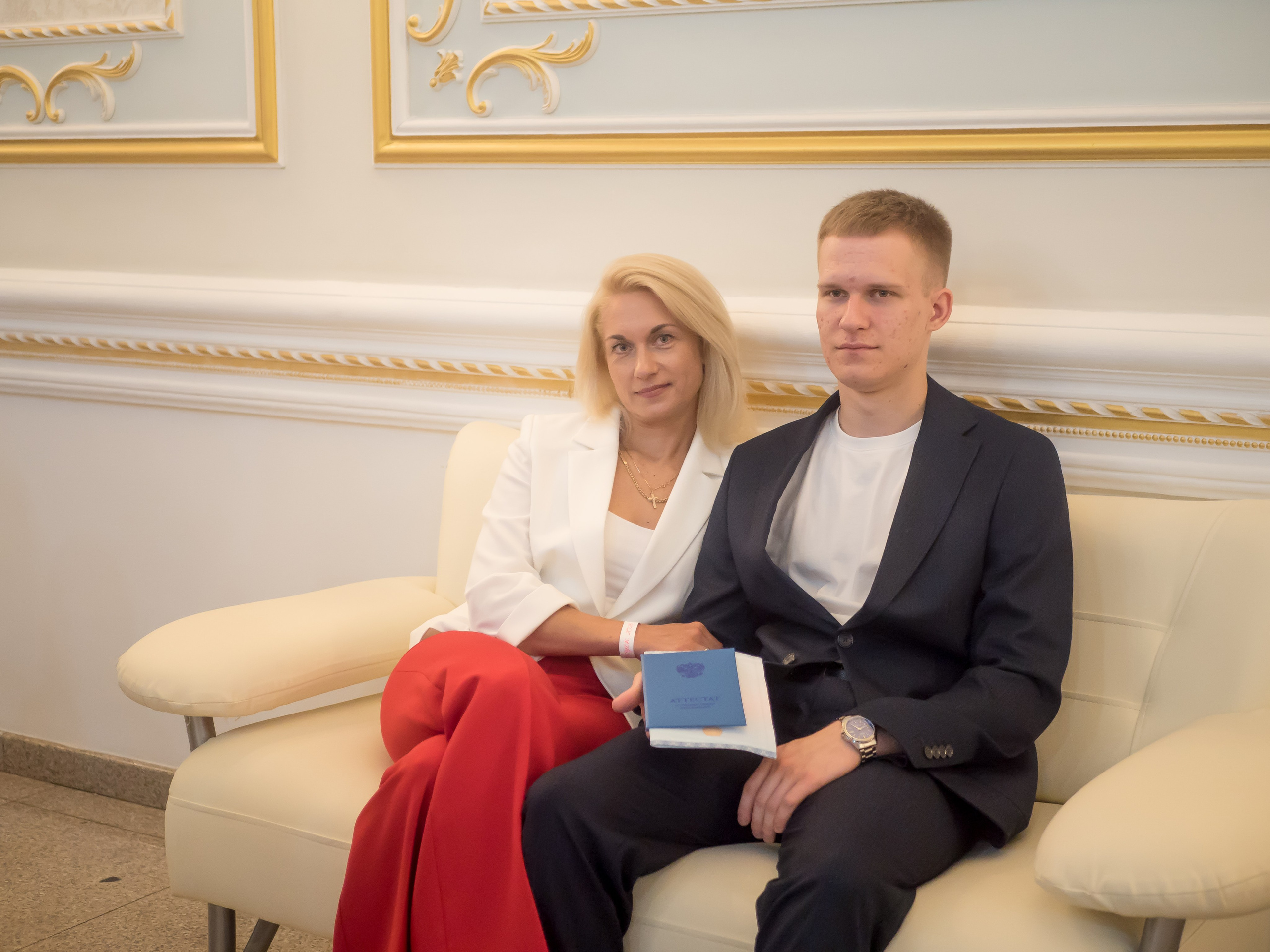 Олег выпускной 2026 год. Семейный детский фотограф в Красноярске Скачкова Юлия