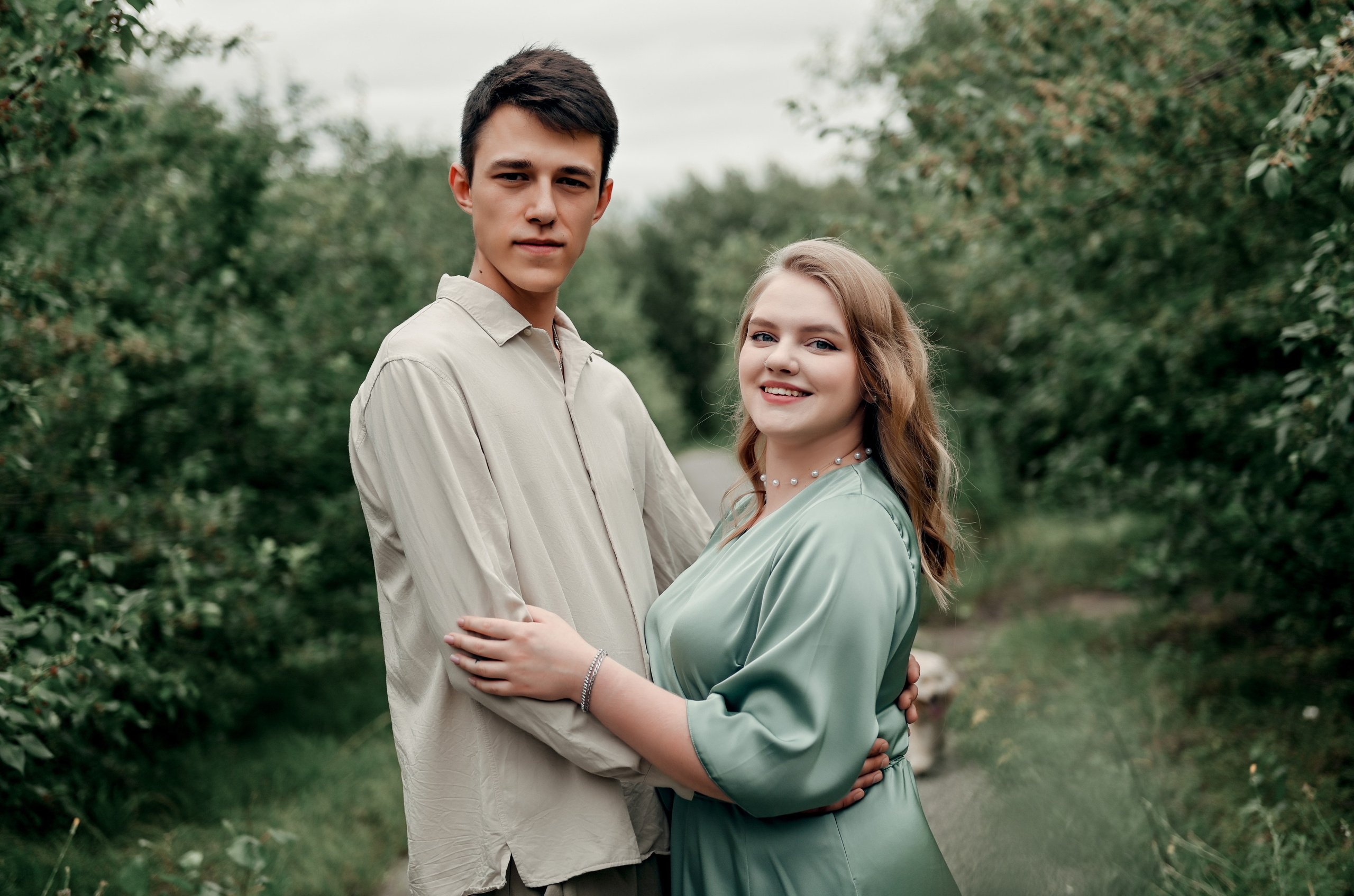 Love story прогулка вместе с песиком))). Свадебный, семейный, детский, контент фотограф в Омске Максим Ильин