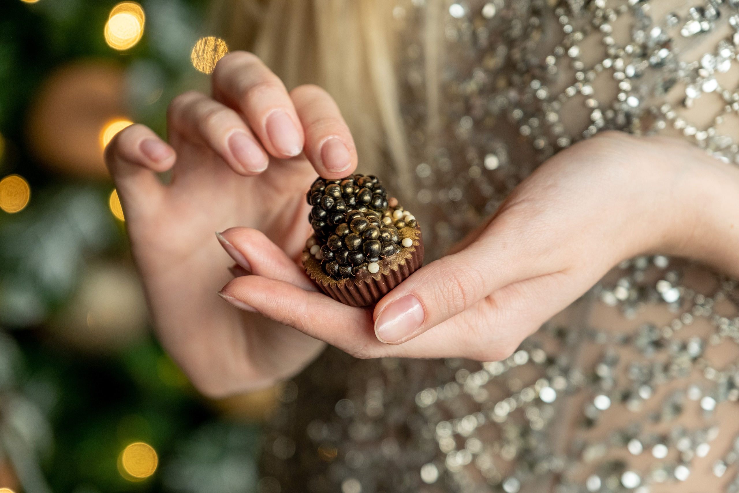 Съемка конфет ручной работы для Озон в Санкт-Петербурге. Фотосессия для маркетплейсов