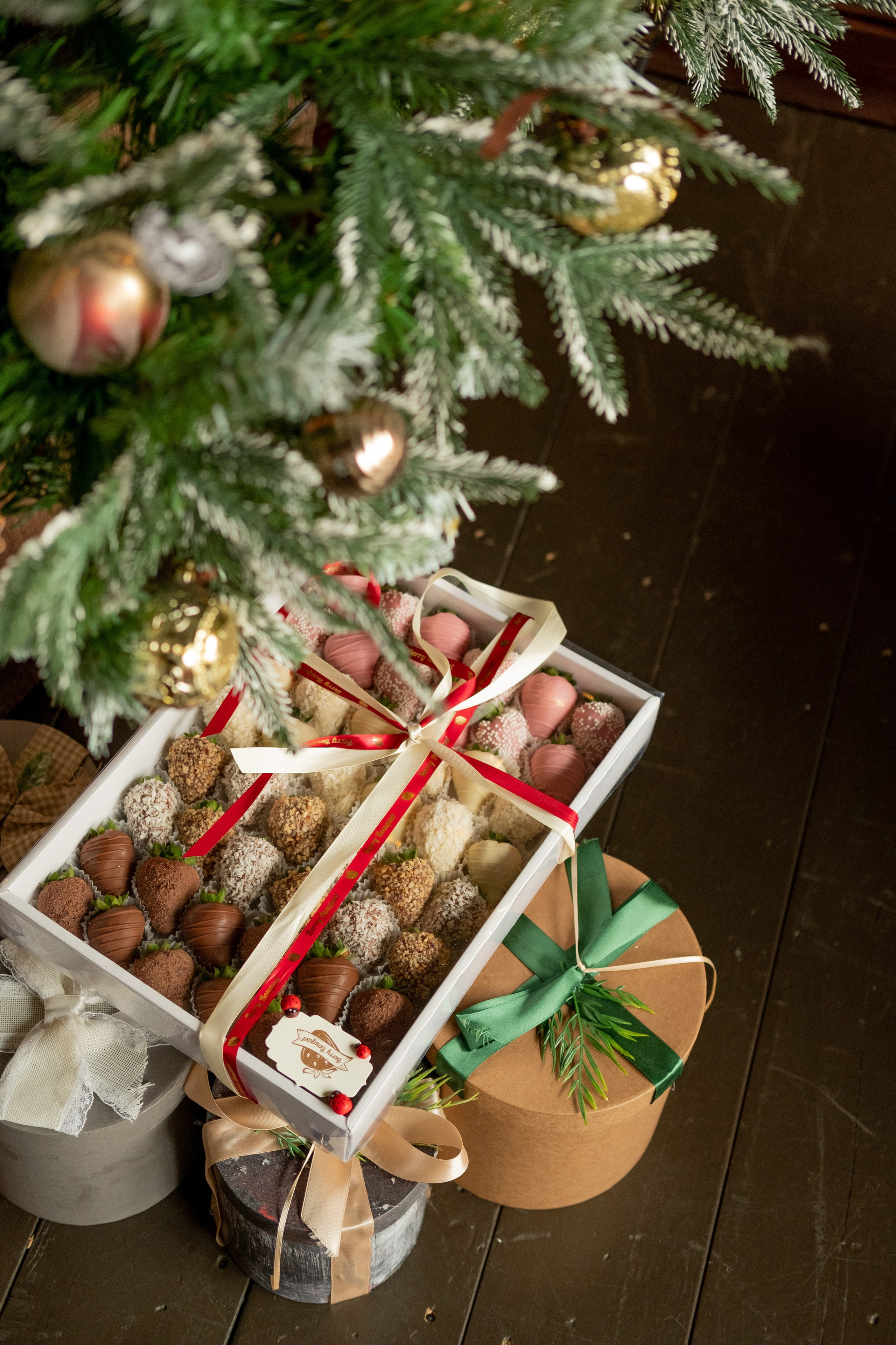 Съемка конфет ручной работы для Озон в Санкт-Петербурге. Фотосессия для маркетплейсов