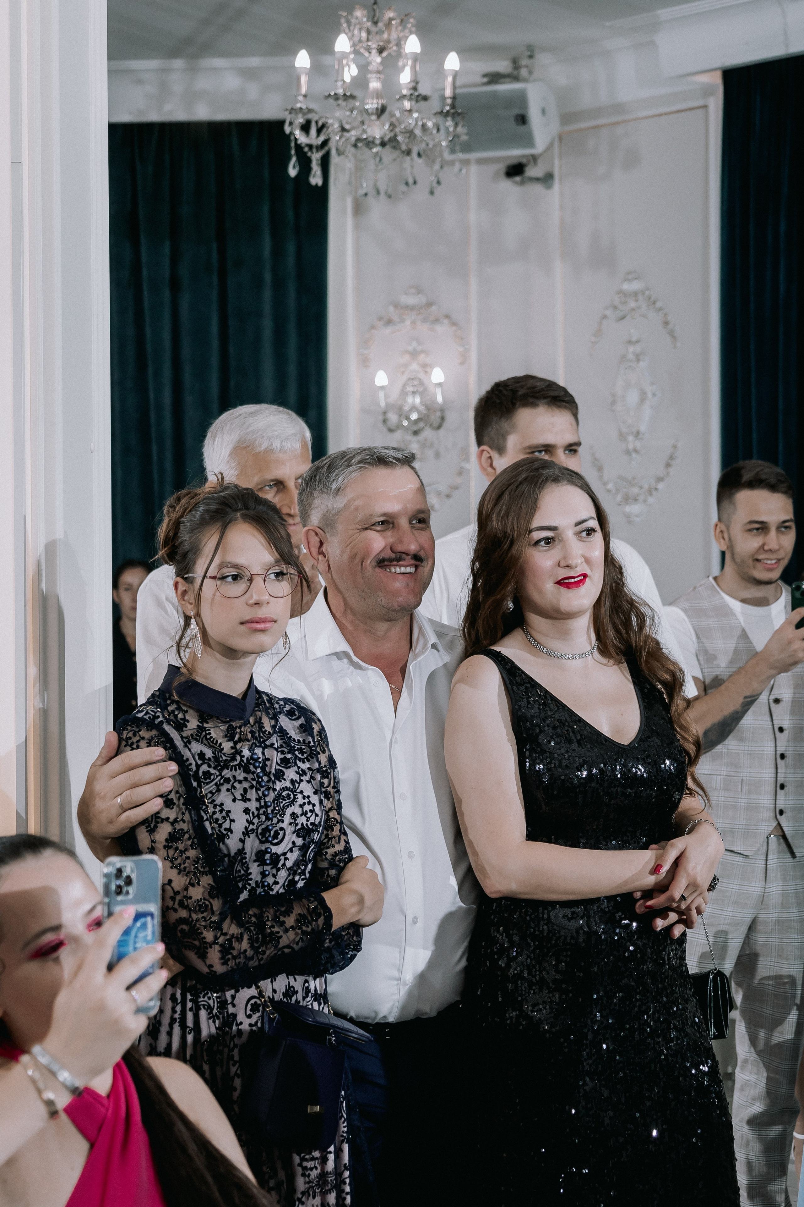 Свадебная прогулка. Эвелина и Дмитрий. Свадебная фотография. Арина Рубах