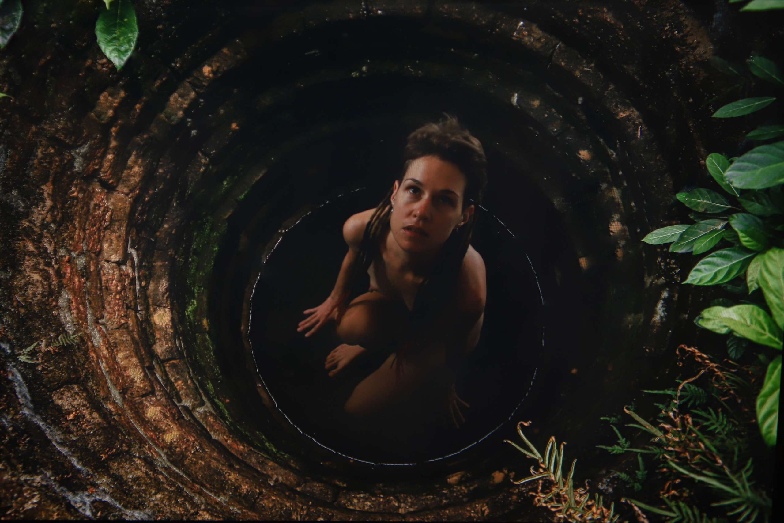 «На дне»  Там, где нечего терять, но можно оттолкнуться. 