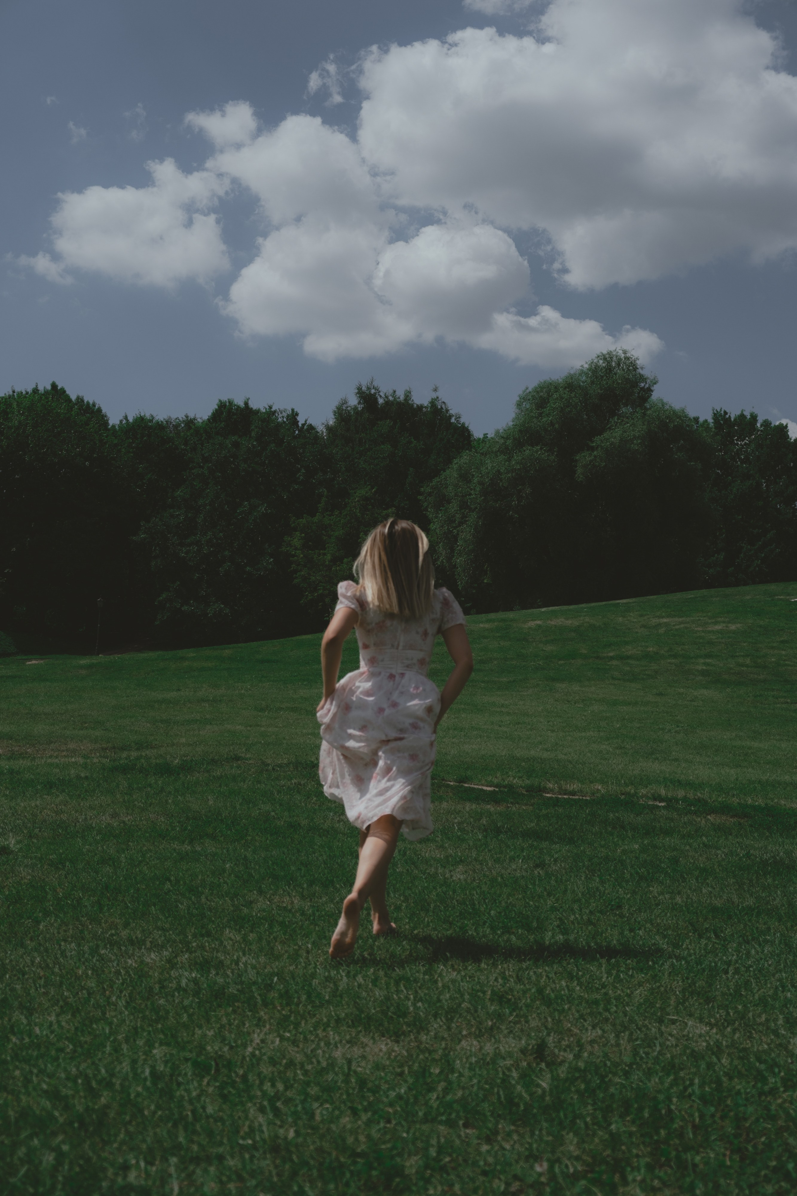 Пиджак и деревянная церковь. Мари — фотограф и видеограф из Москвы