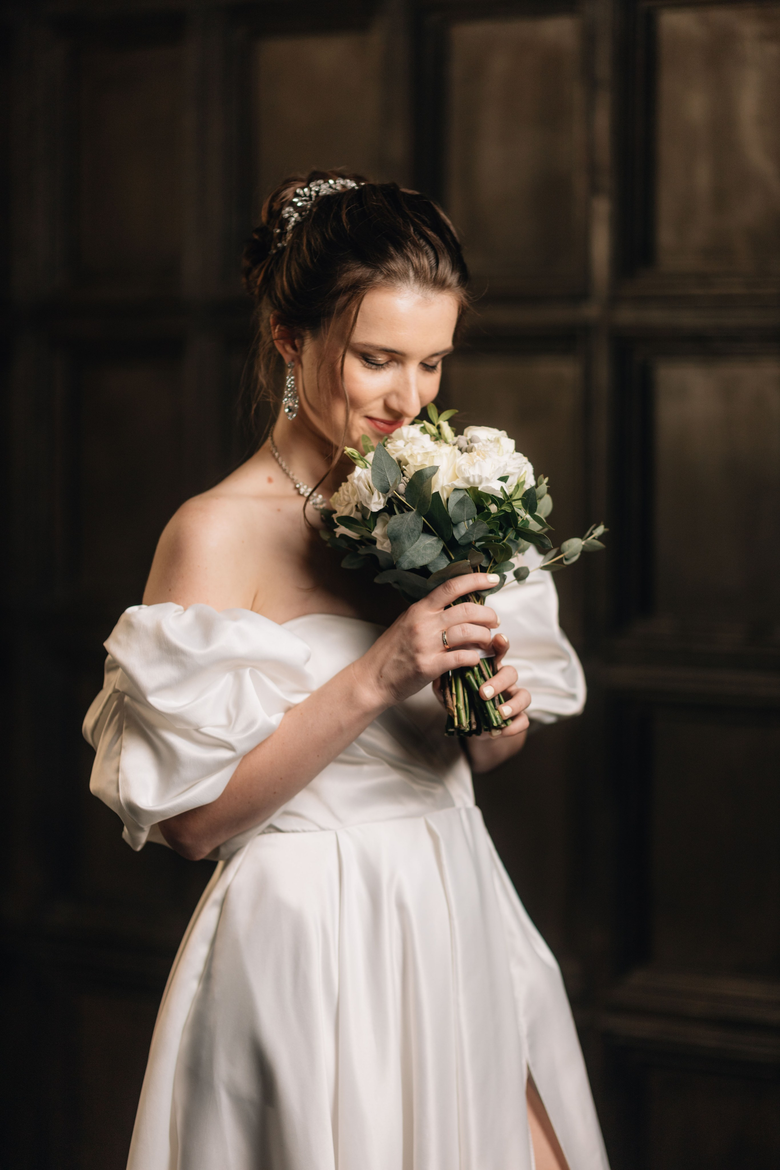 В студии. Свадебный фотограф в Москве Арчылан Николаев