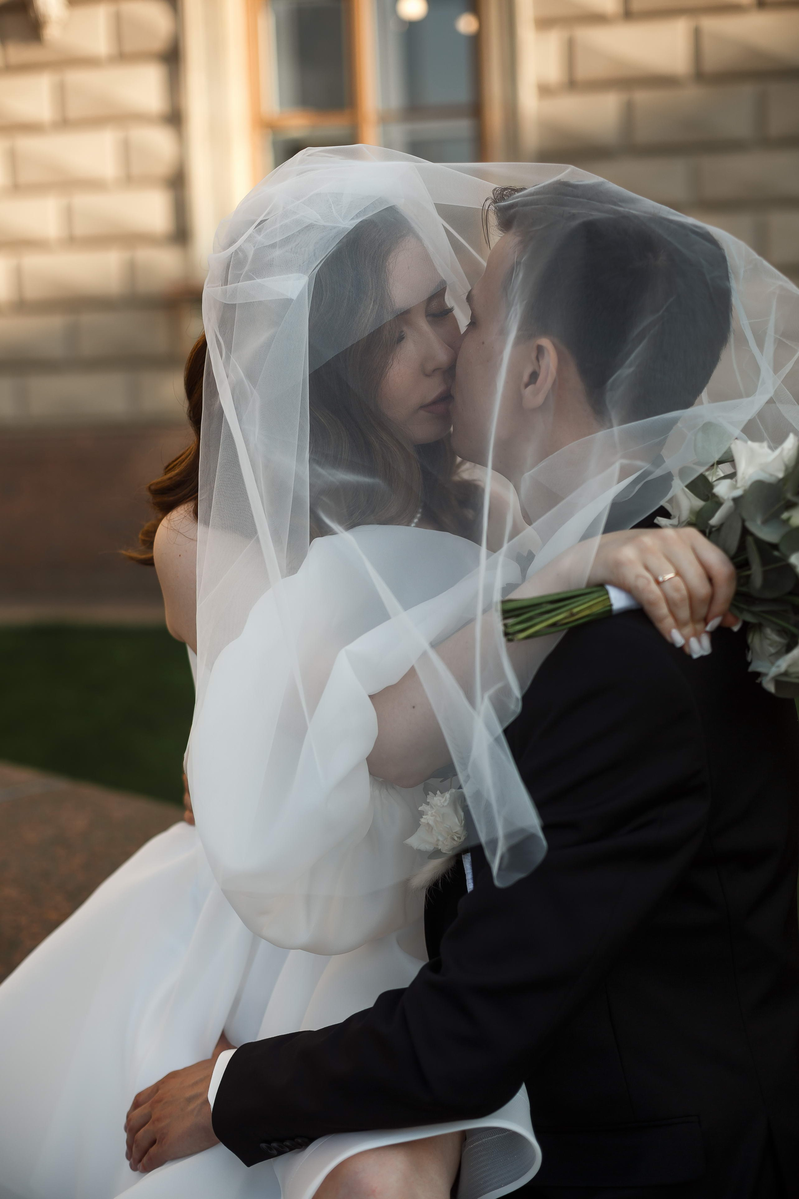 Свадебный альбом. Свадебный фотограф Игорь Брундасов 8PHOTO на свадьбу венчание загс СПб