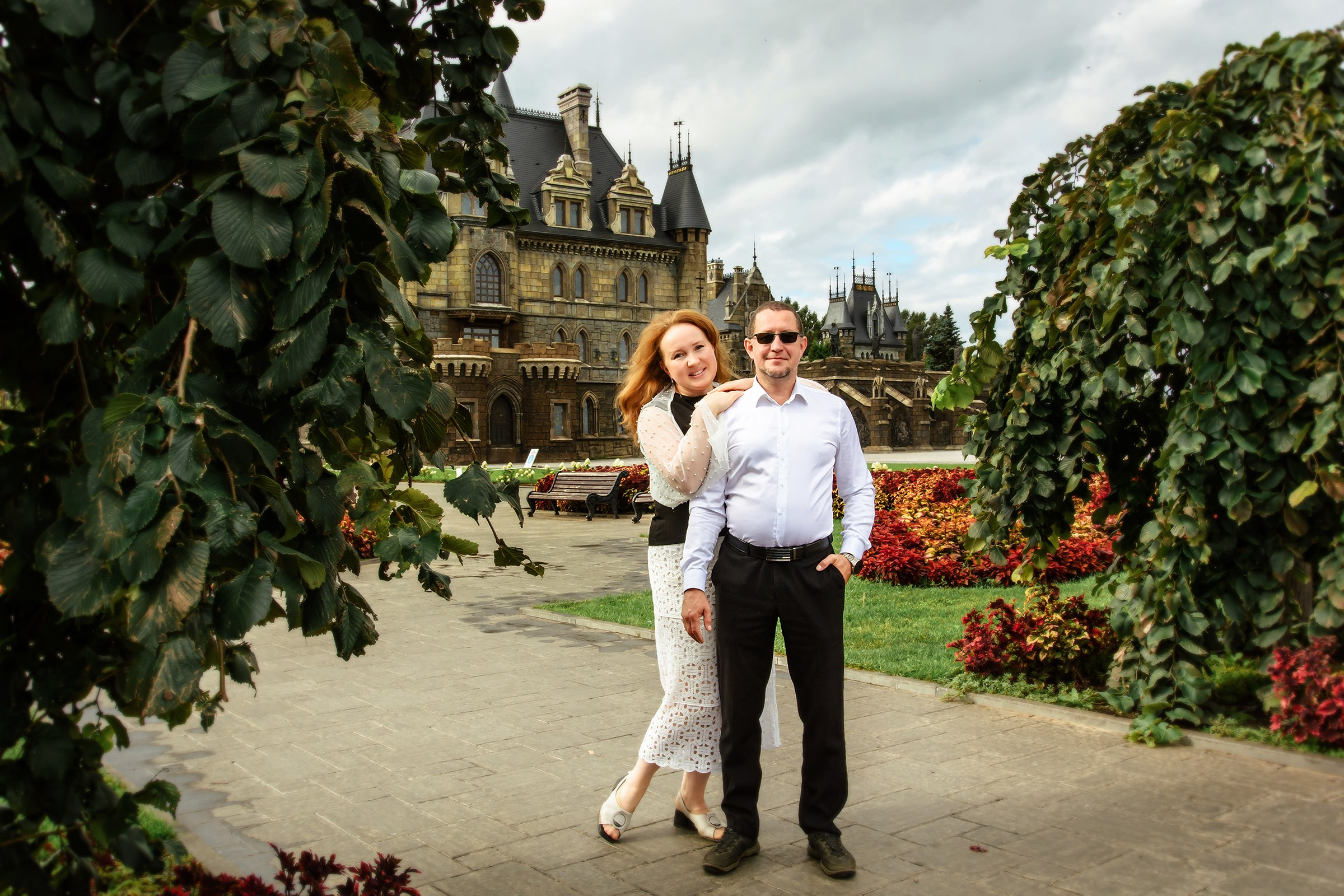 Семейная фотосессия у Замка Гарибальди. Фотограф Оксана Сафонова г. Тольятти