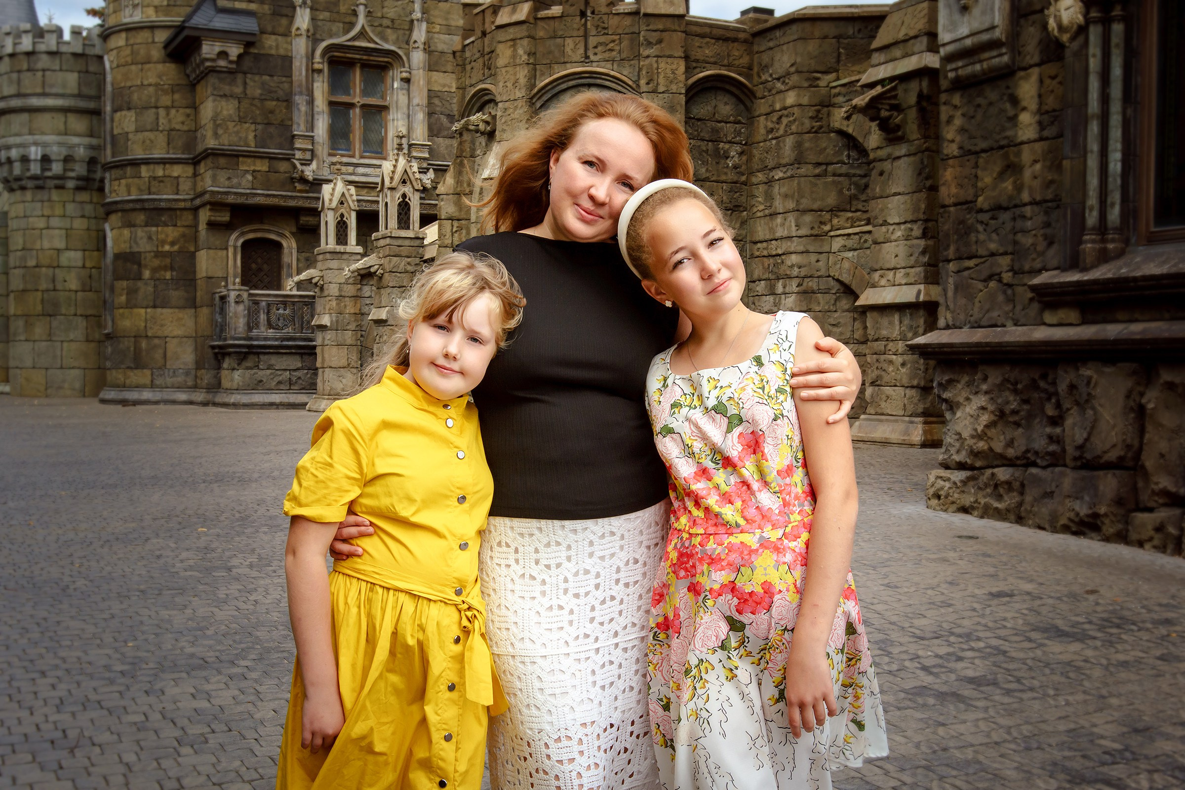 Семейная фотосессия у Замка Гарибальди. Фотограф Оксана Сафонова г. Тольятти