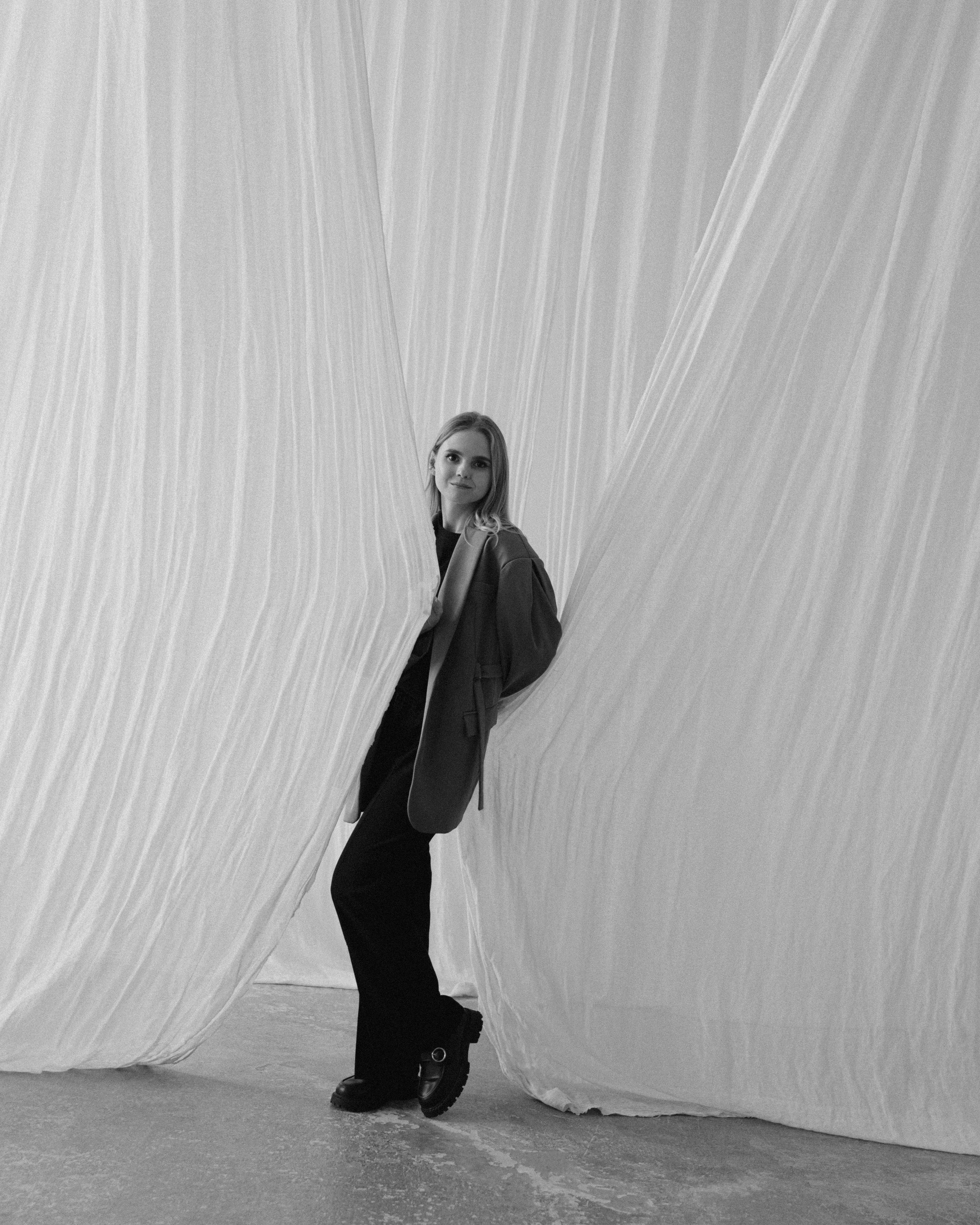 Белое. Чёрное. Никита Погосов