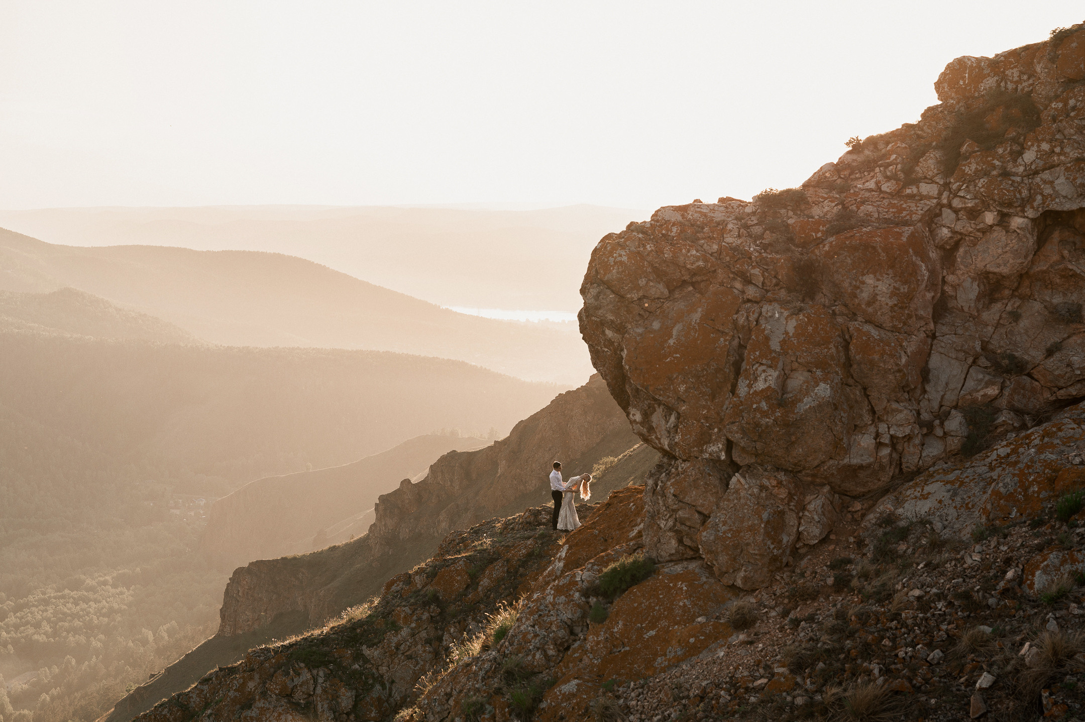 Анастасия и Денис. Свадебный семейный фотограф в Батуми Павел Мишарин