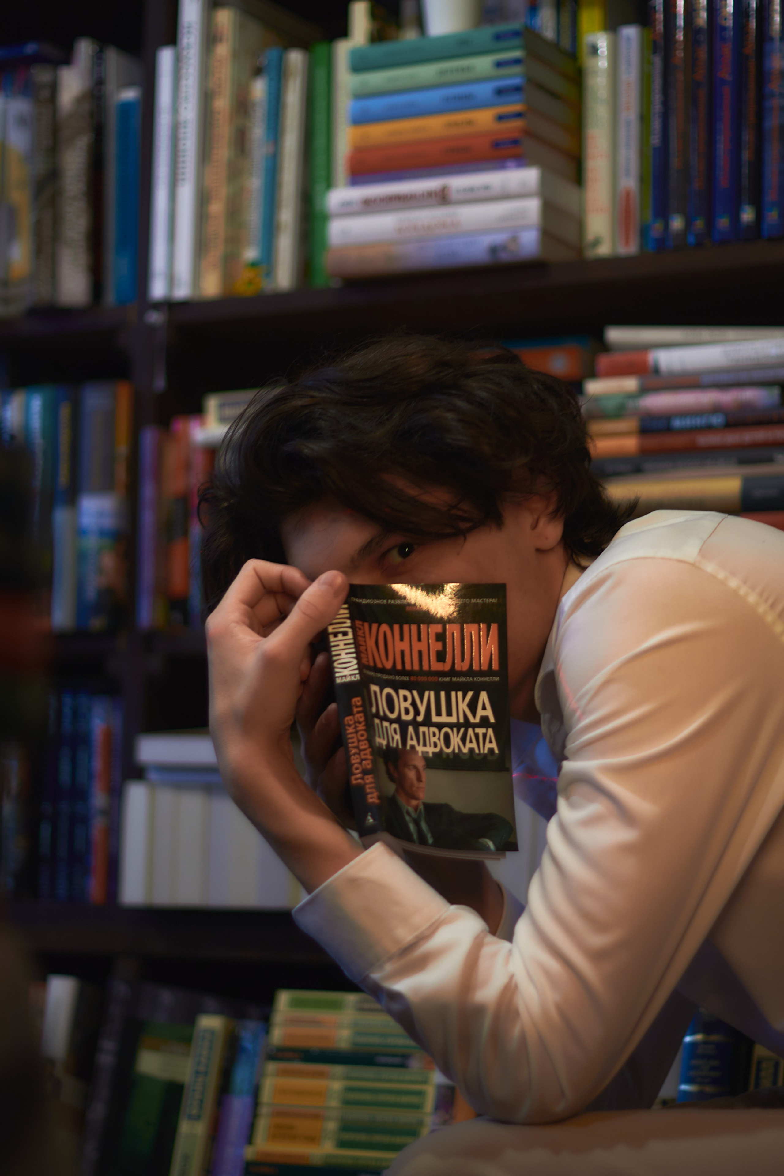 Мужская фотосессия в библиотеке. Семейный и свадебный фотограф в Краснодаре Михеева Светлана