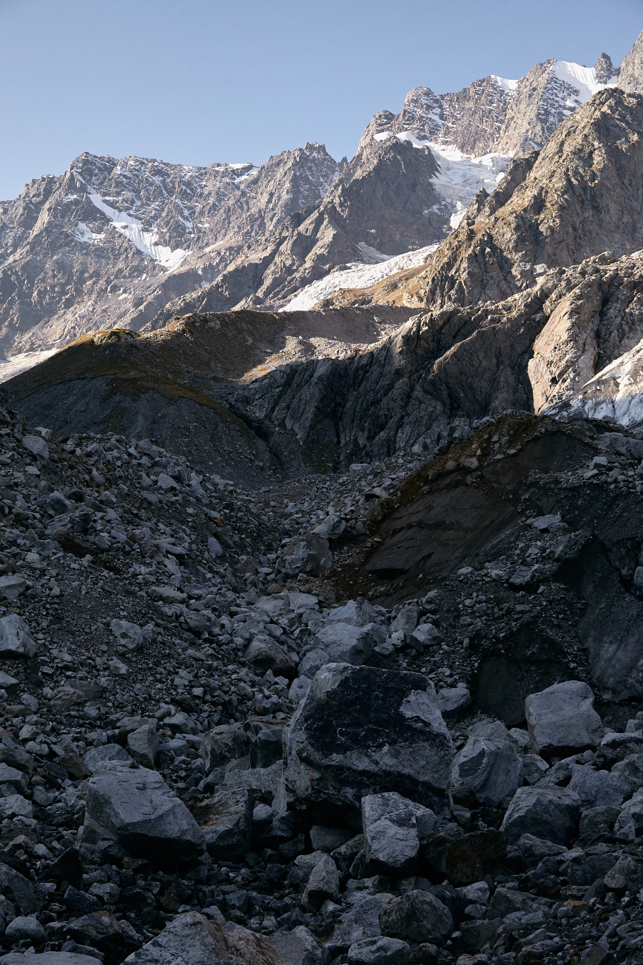 Чегем, дорога к леднику Шаурту. Фотограф Продюсер в горах КБР / Москва  Нальчик Горы