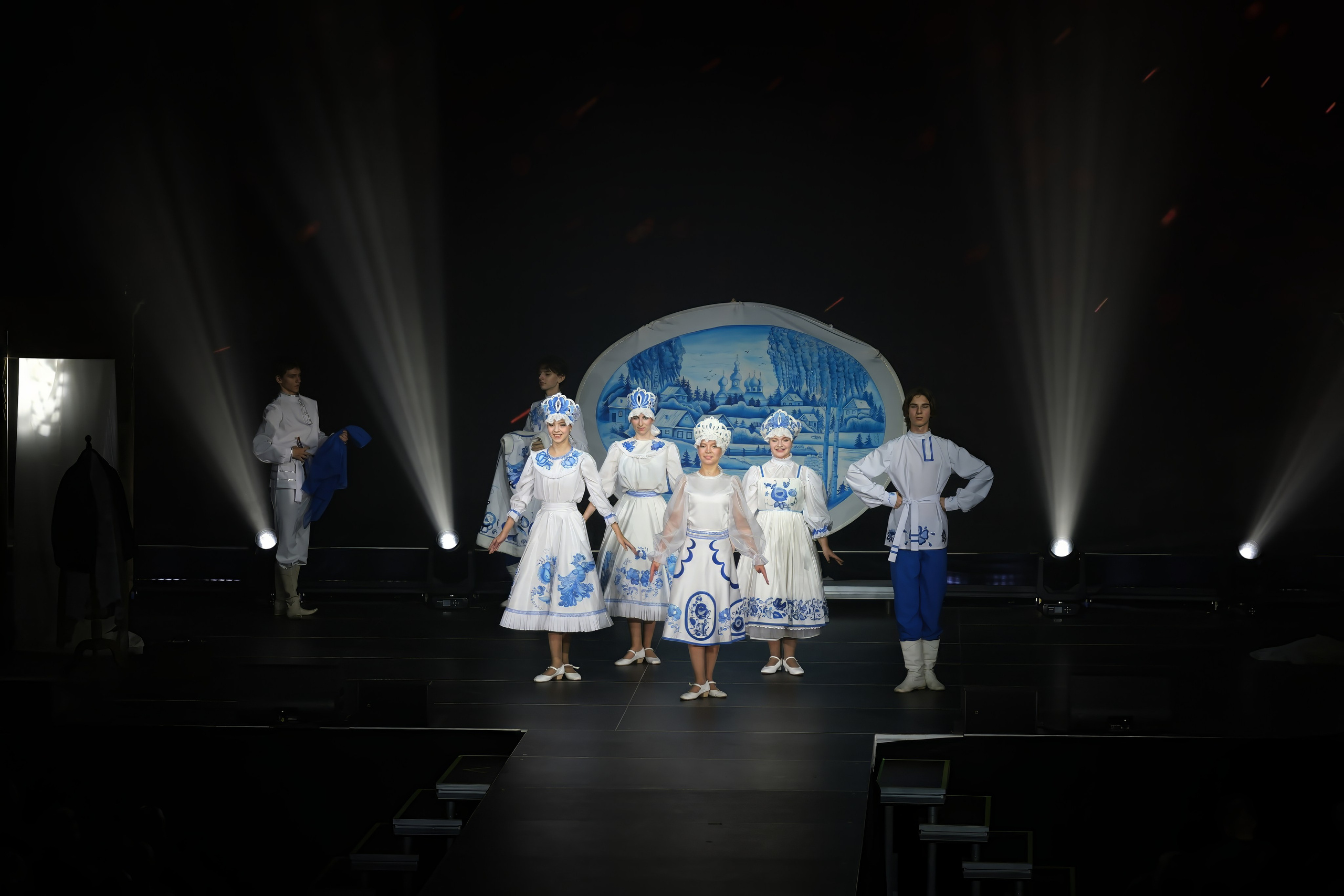 Подиумный спектакль «Стиль Надежды». Добро пожаловать в студию «Цифровой скульптор»  где искусство встречается с технологиями!