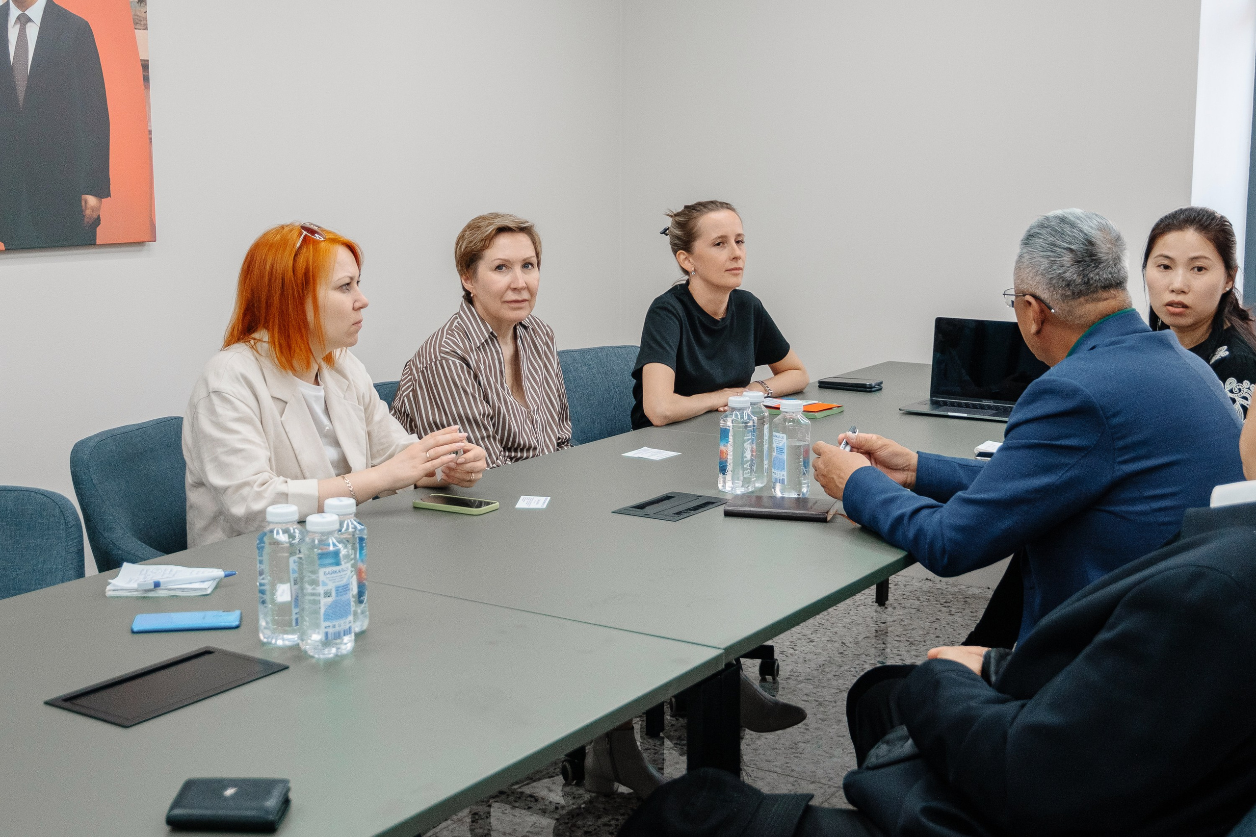 Делегация Китая в Ивановской текстильной компании