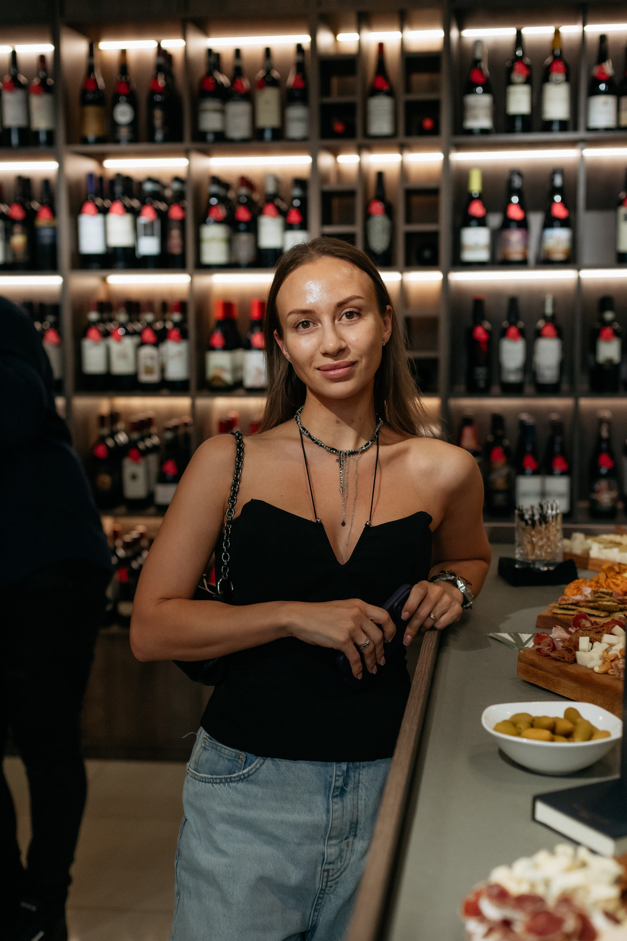 BY SIMPLE ВИНОТЕКА — ОТКРЫТИЕ. СВОИ. ФОТООТЧЕТЫ-СОБЫТИЯ-МЕСТА