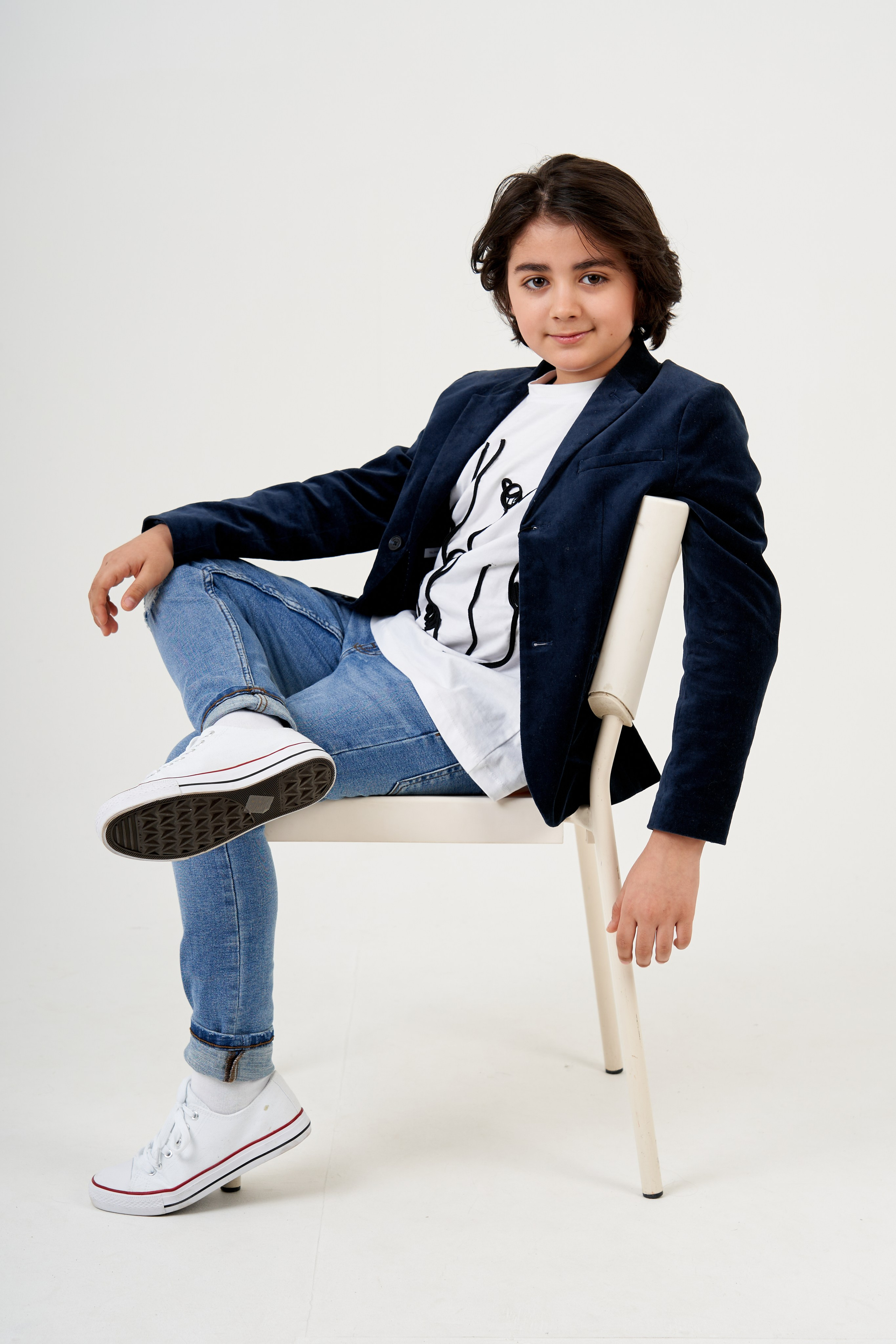 Садиг — Р. ТМ Продакшн — Съемка для маркетплейсов в Москве