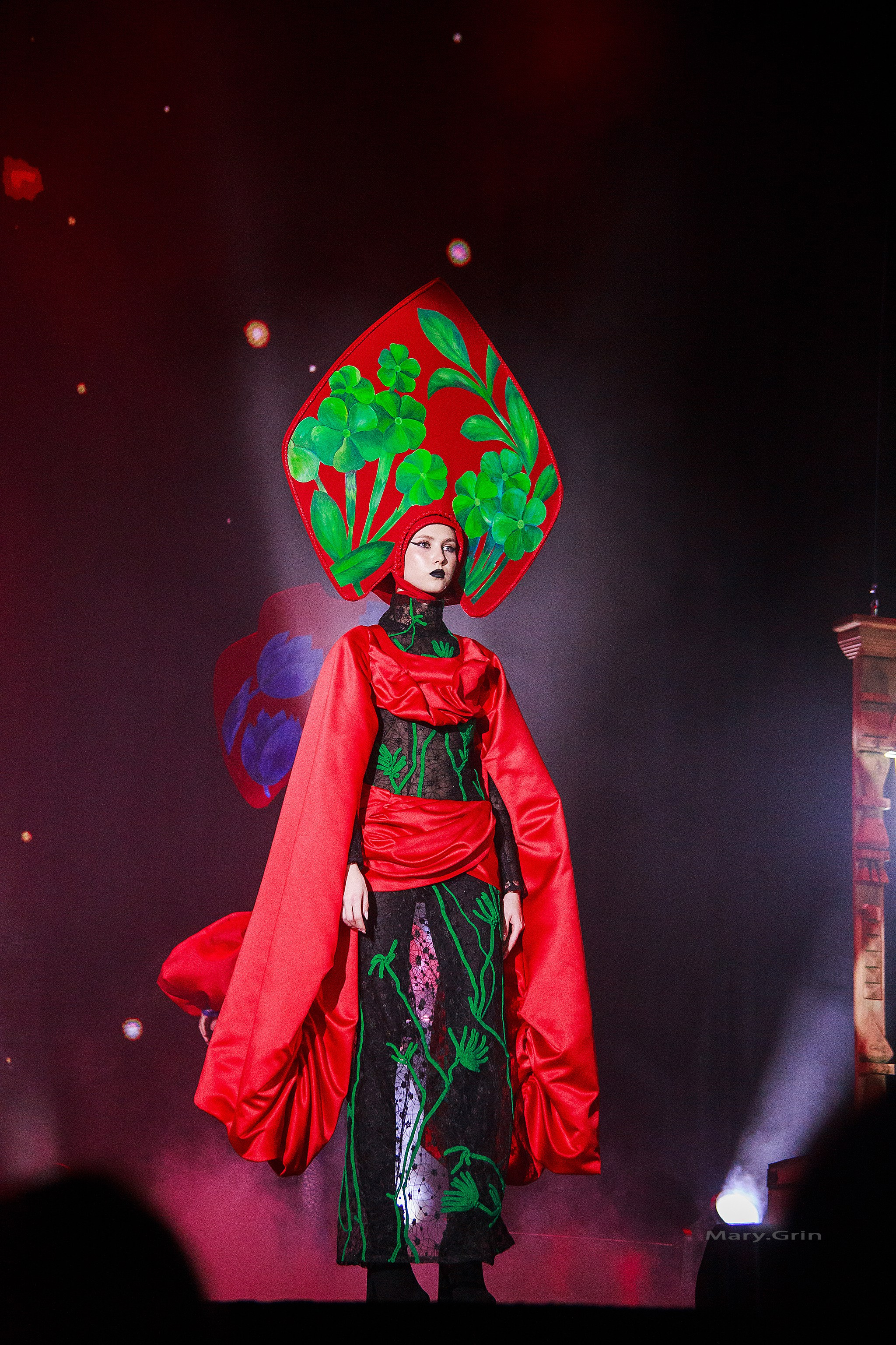 Подиумный спектакль «стиль Надежды» 2025. Детский и семейный фотограф, фотограф мероприятий Нижний Новгород