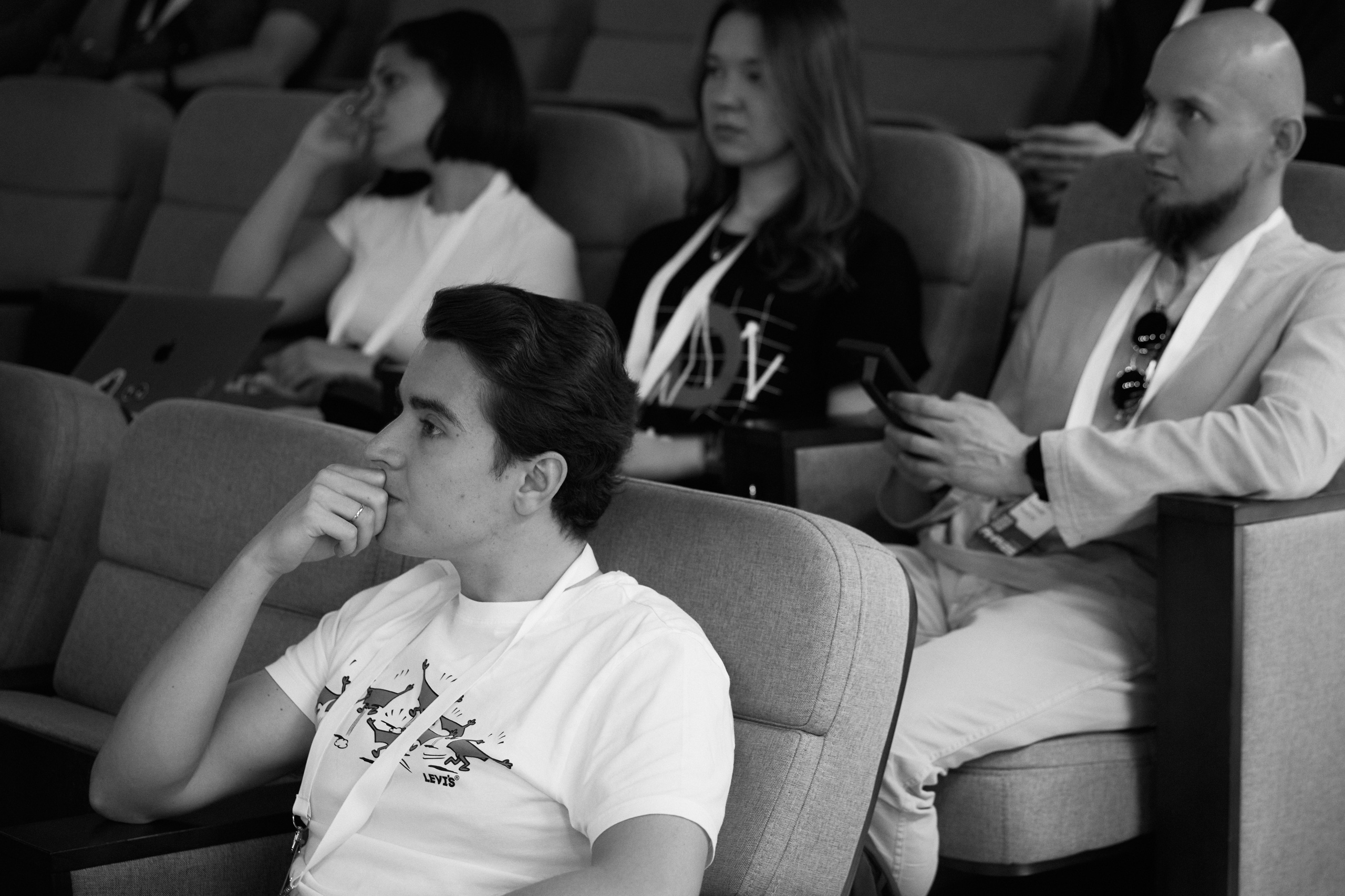 Aha! — 29–30 мая 2025. Фотобанк Матемаркетинг