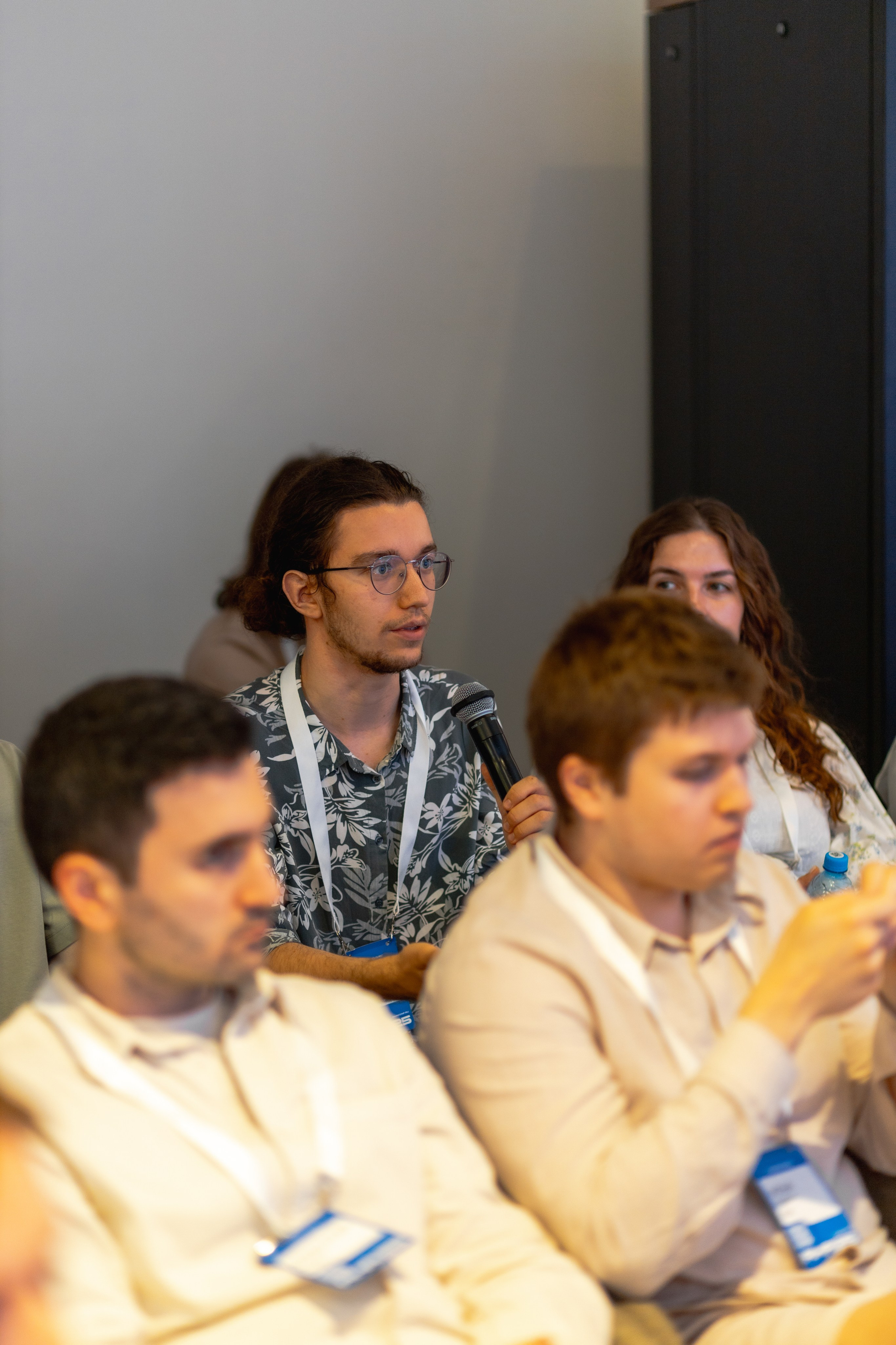 Aha! — 29–30 мая 2025. Фотобанк Матемаркетинг