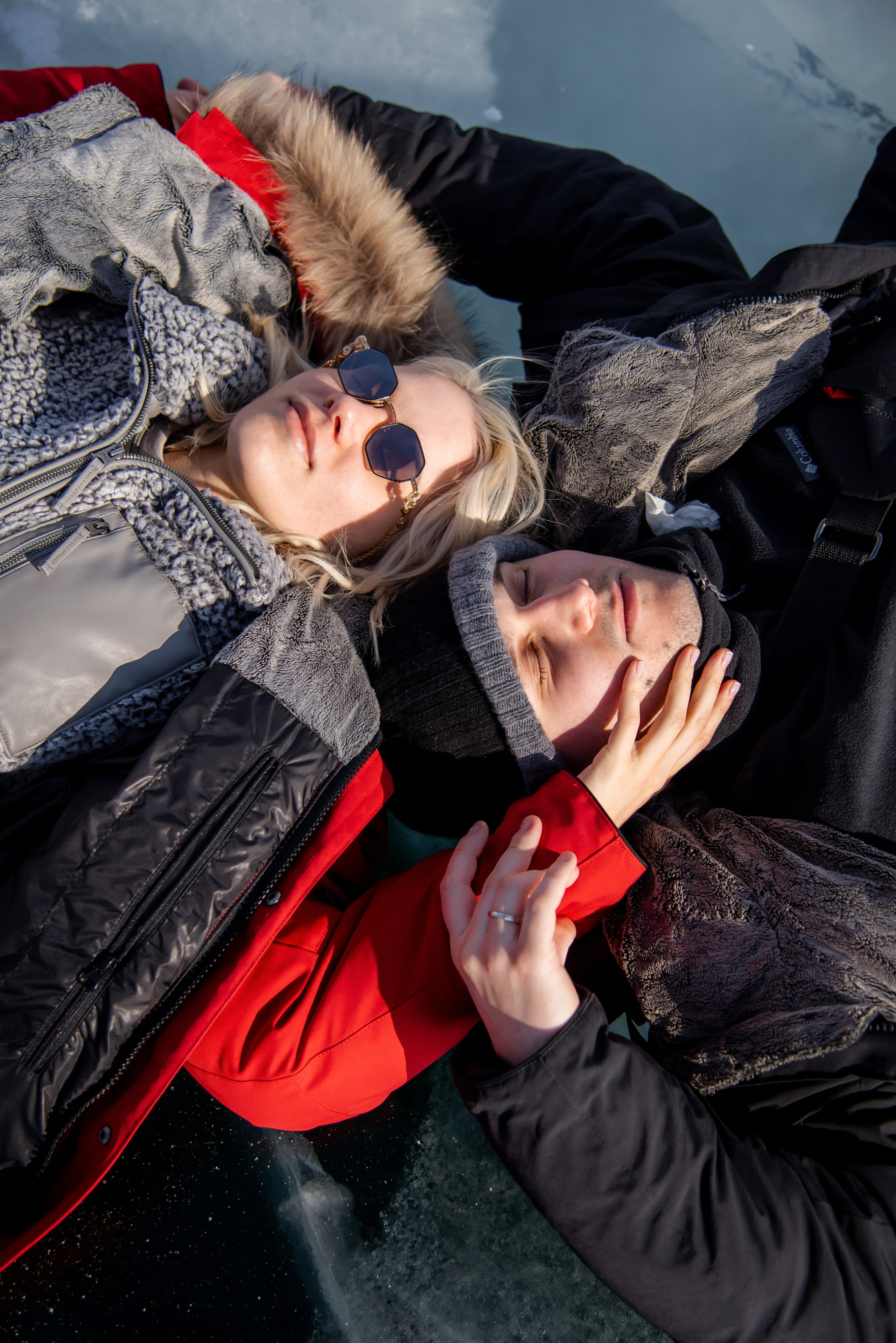 Большое Голоустное. Байкал. Занимаюсь профессиональной фотографией и живу рядом с Байкалом. Работаю в разных жанрах