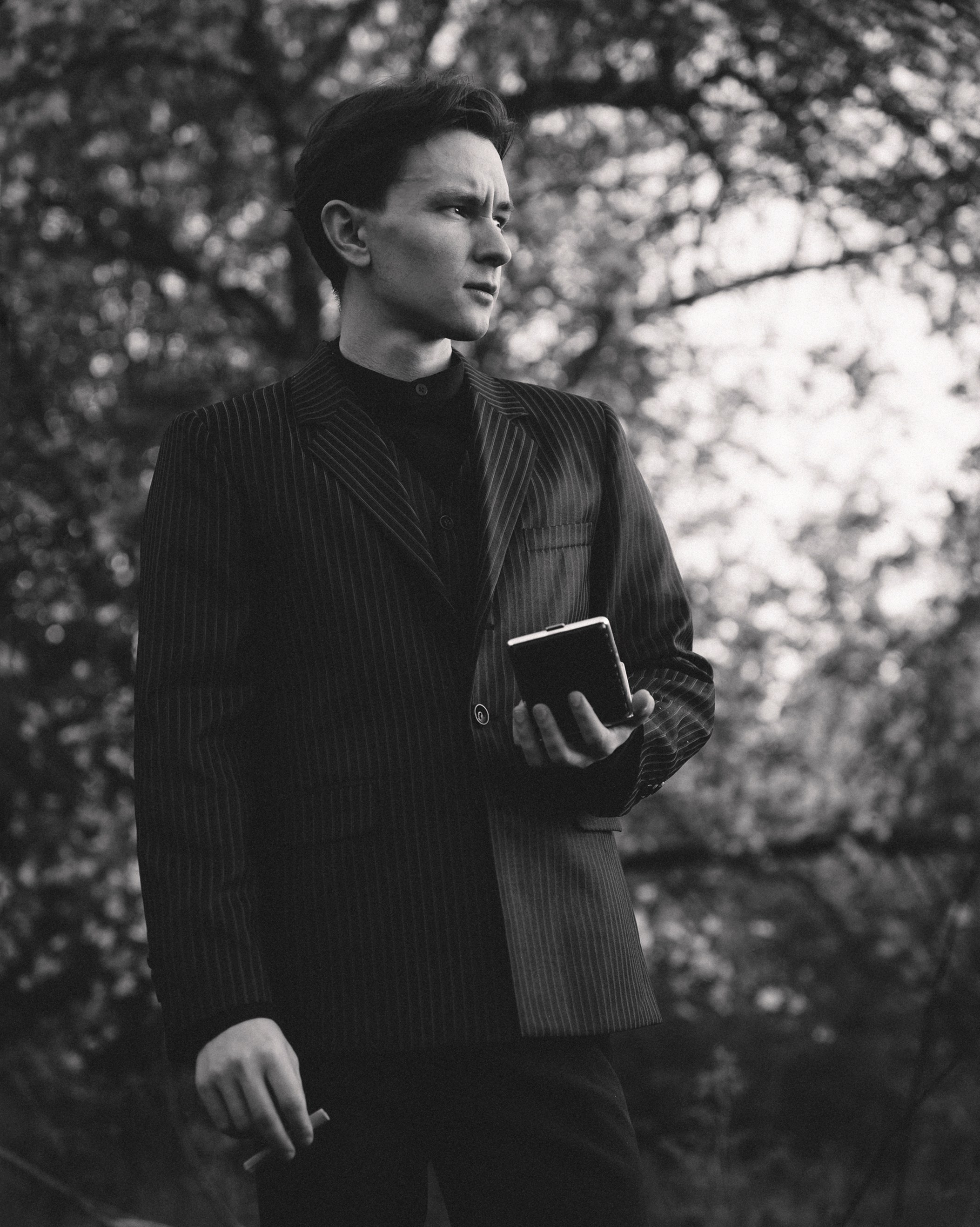 W. Фотограф в Глазове Роман Маньков